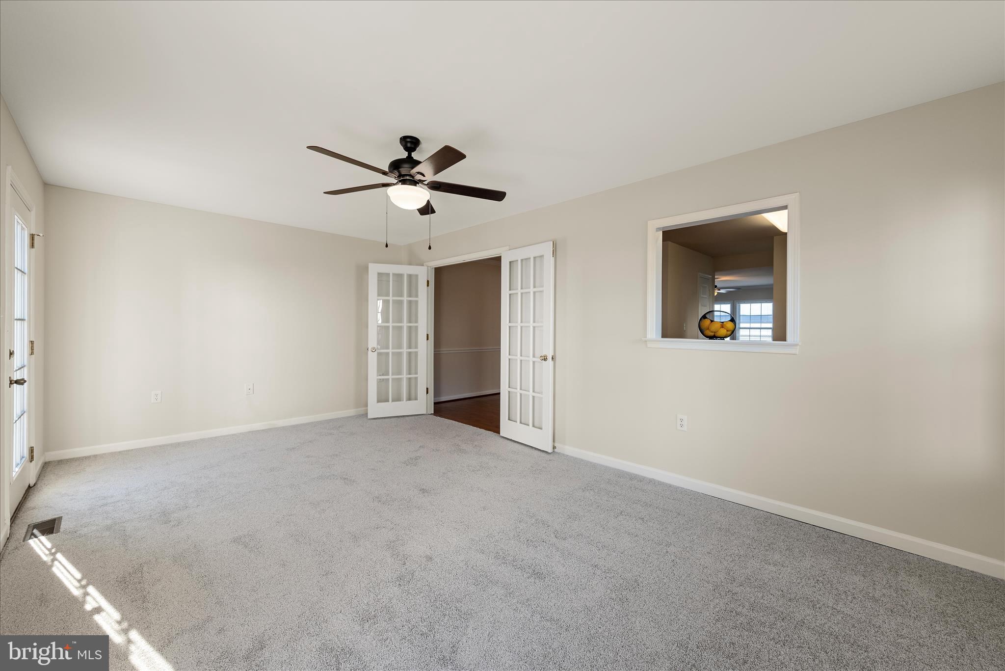 MANOR PARK - Residential