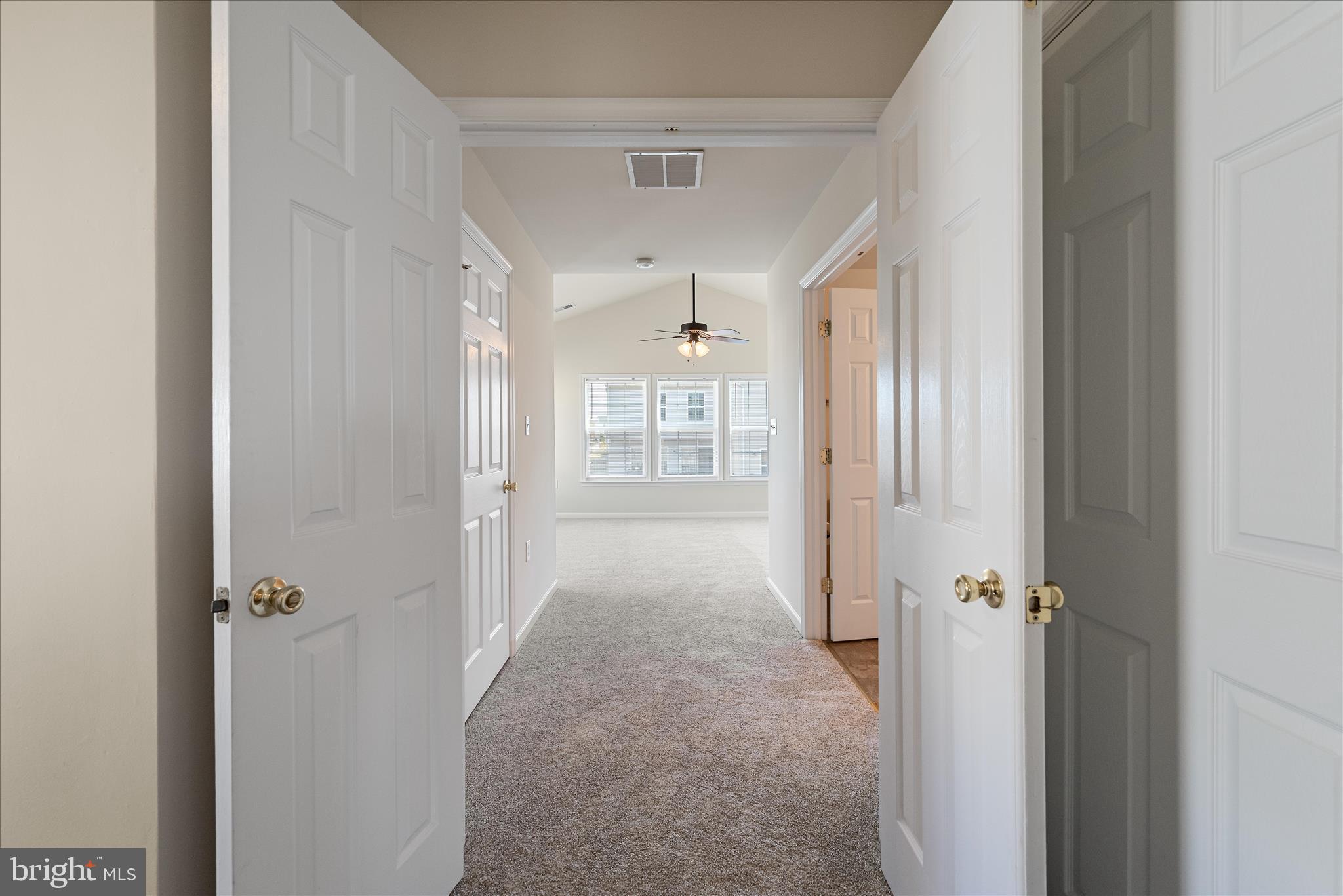 MANOR PARK - Residential