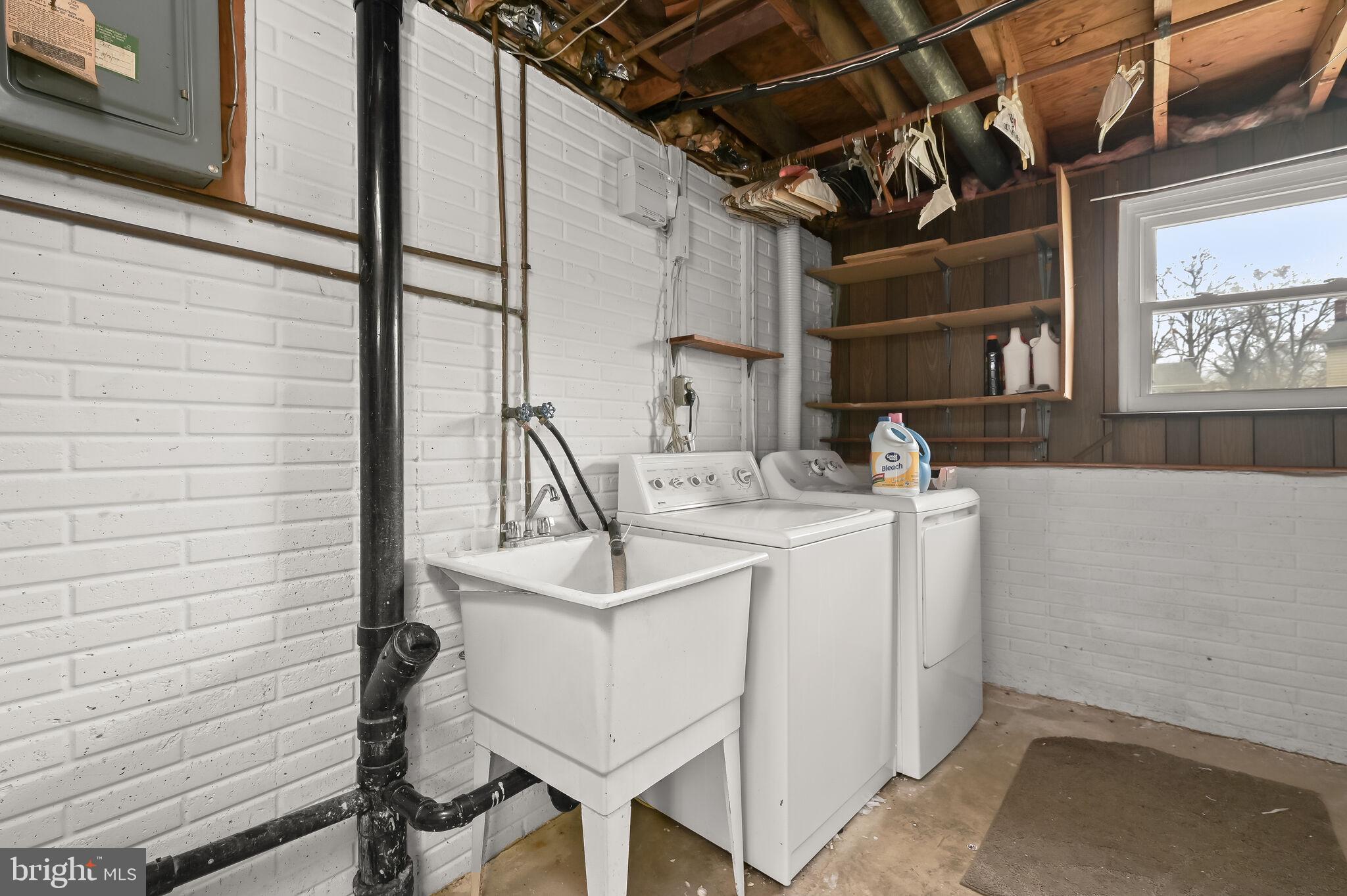 VILLAGE OF OLDE MILL - Residential