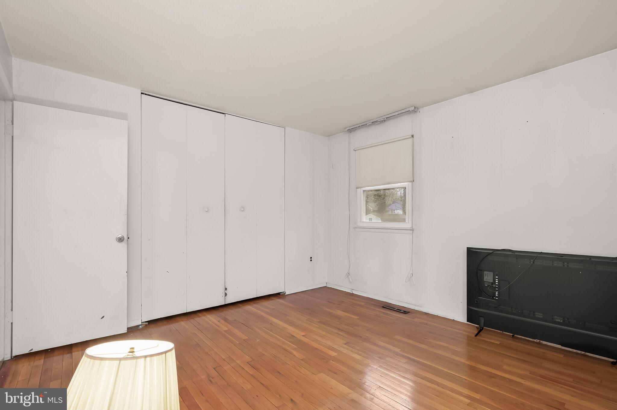 VILLAGE OF OLDE MILL - Residential