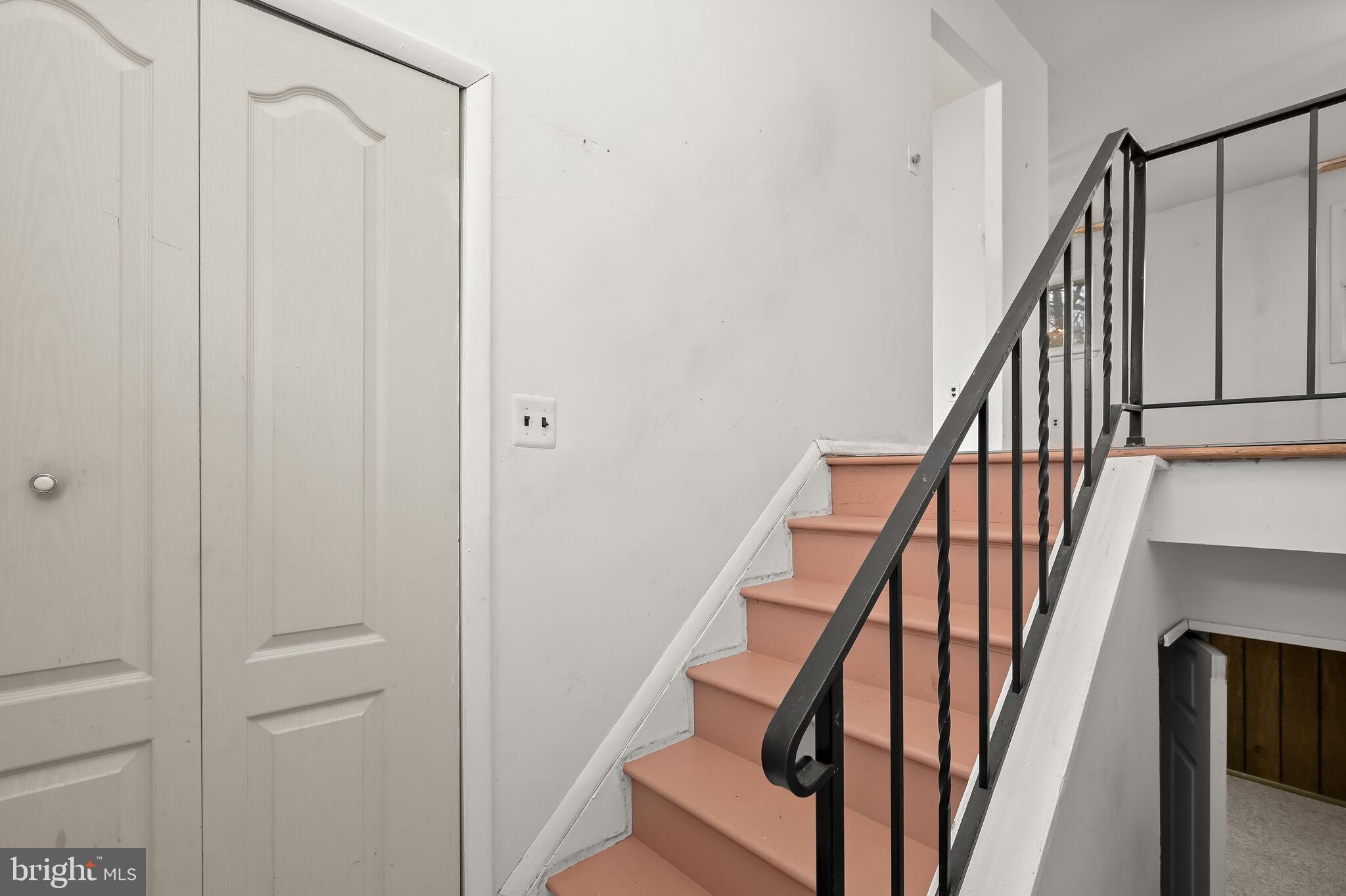 VILLAGE OF OLDE MILL - Residential