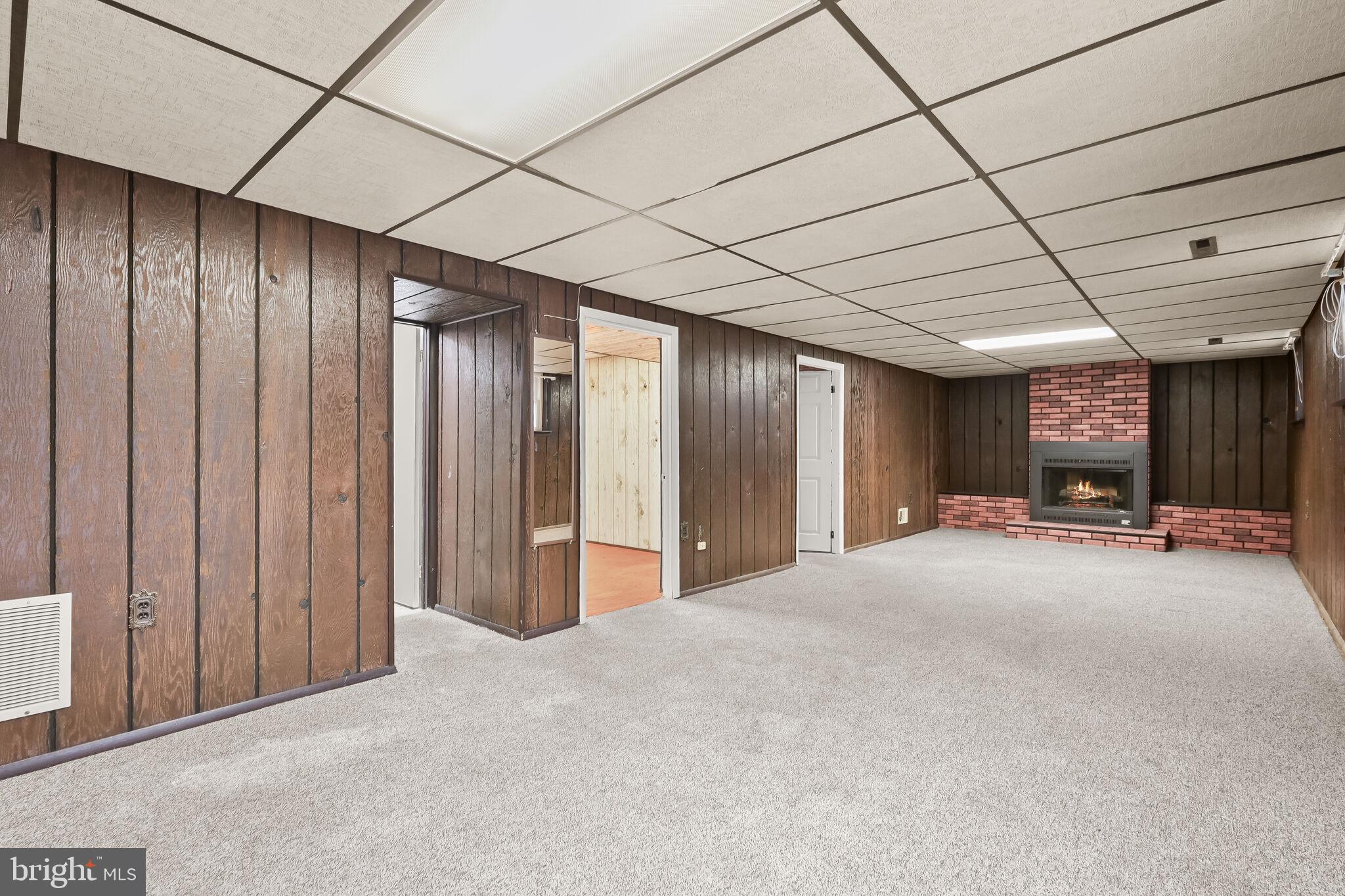 VILLAGE OF OLDE MILL - Residential