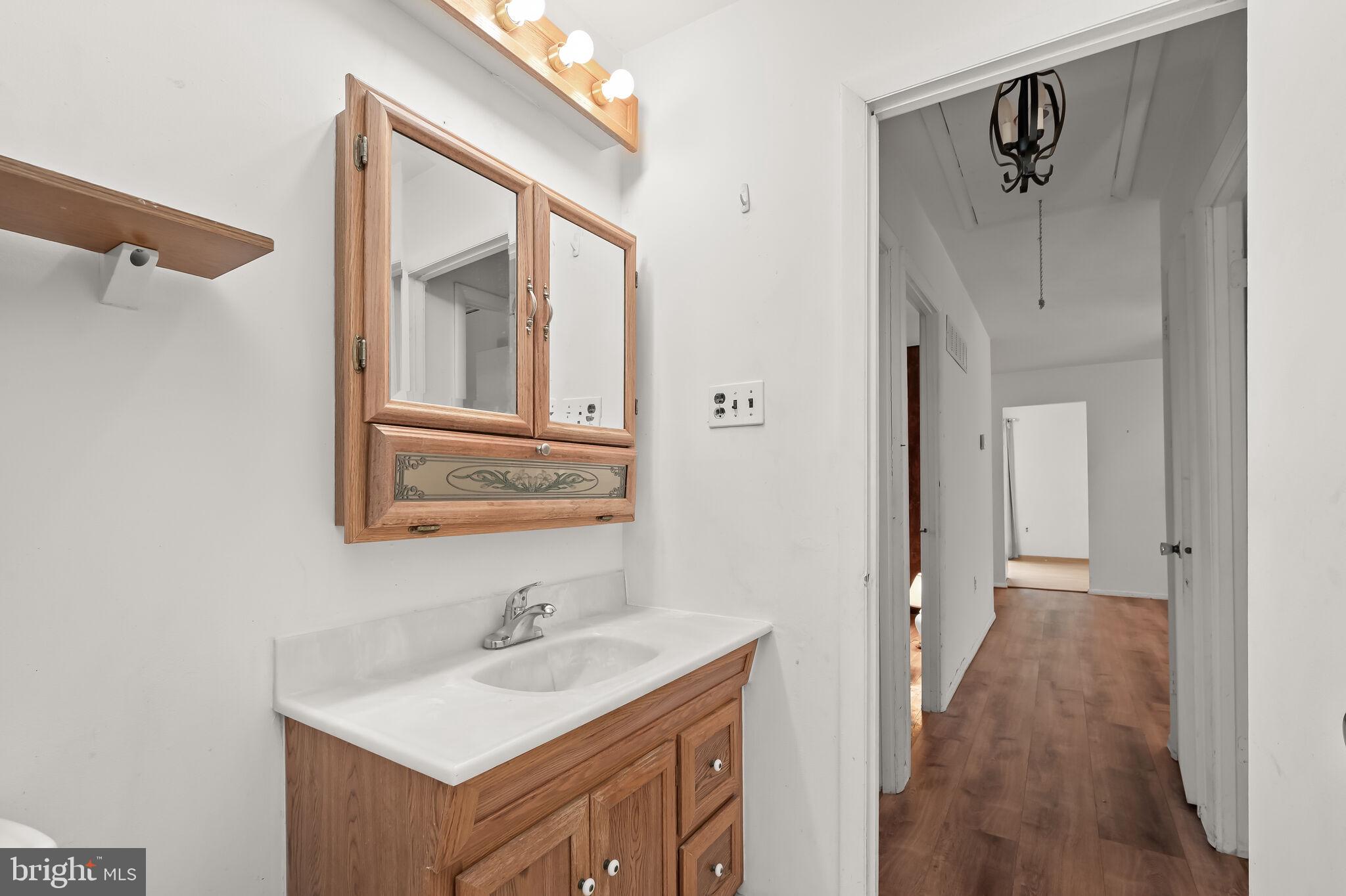 VILLAGE OF OLDE MILL - Residential