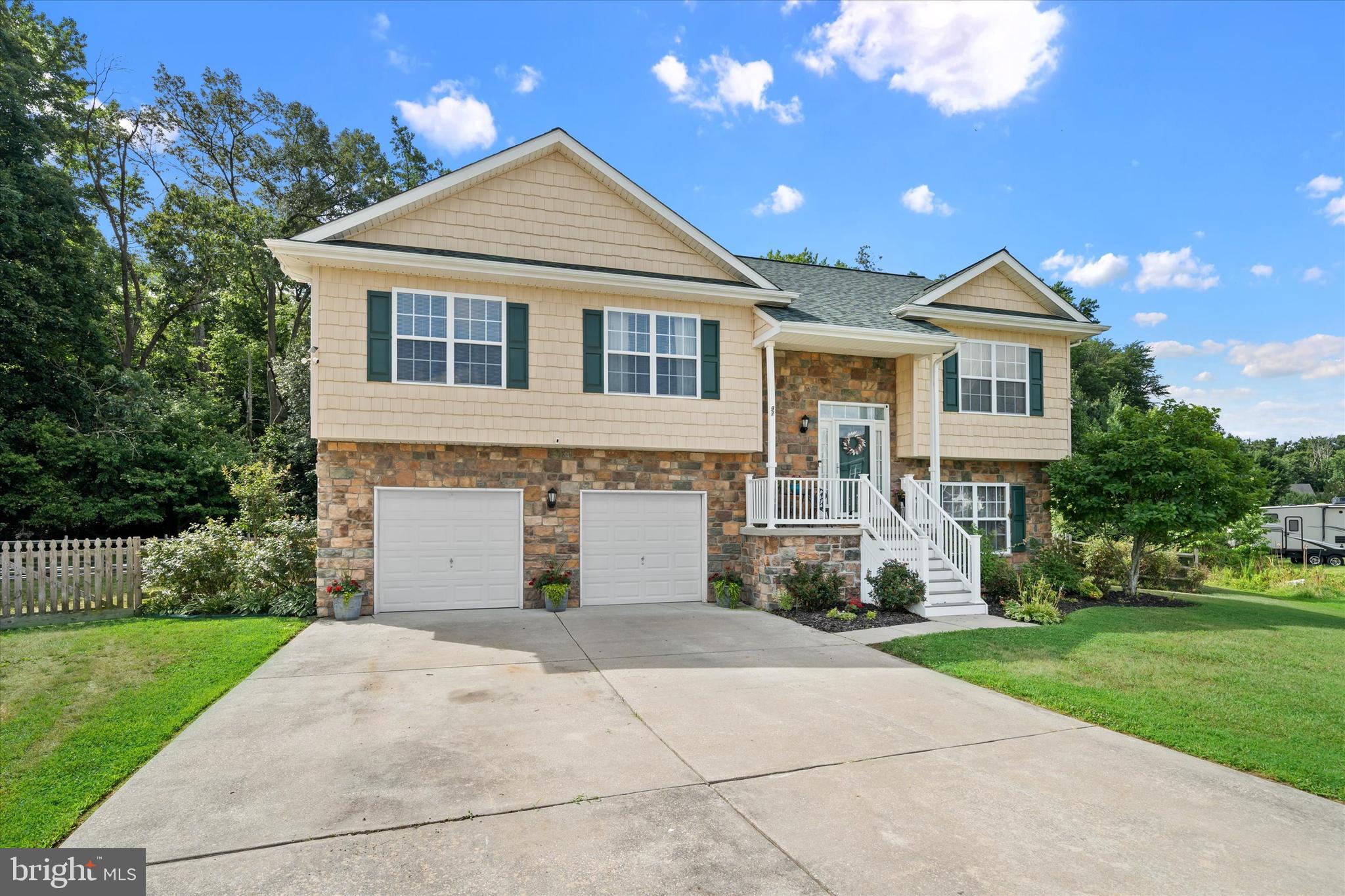 97 BRIGGS COURT