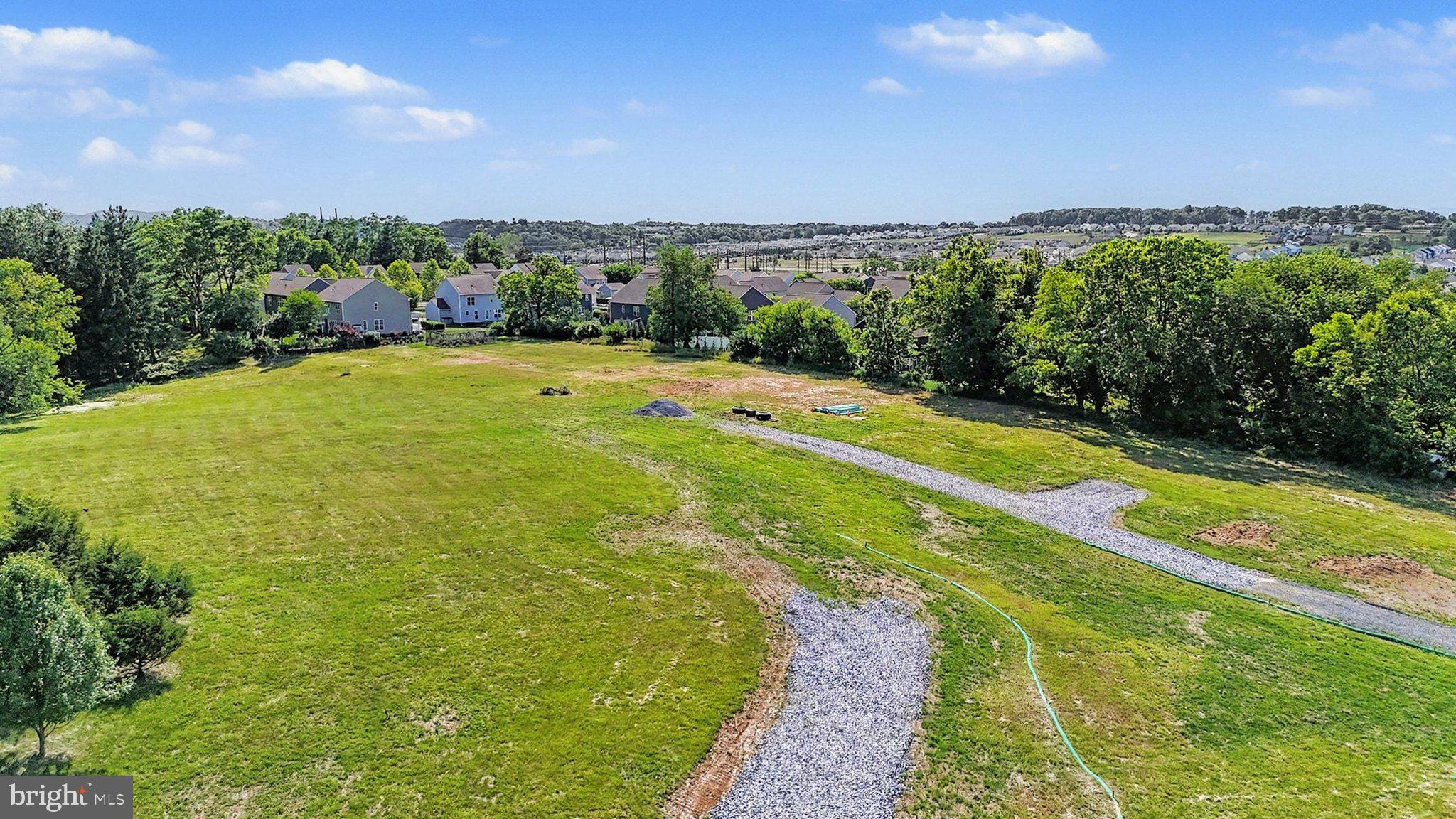 3240 LISBURN ROAD 4