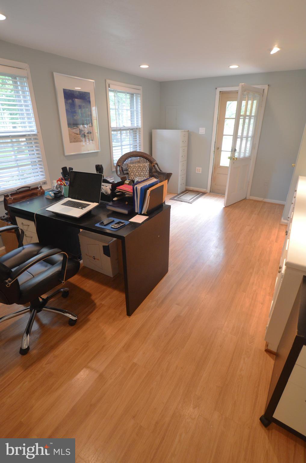 CHAPEL SQUARE - Residential Lease