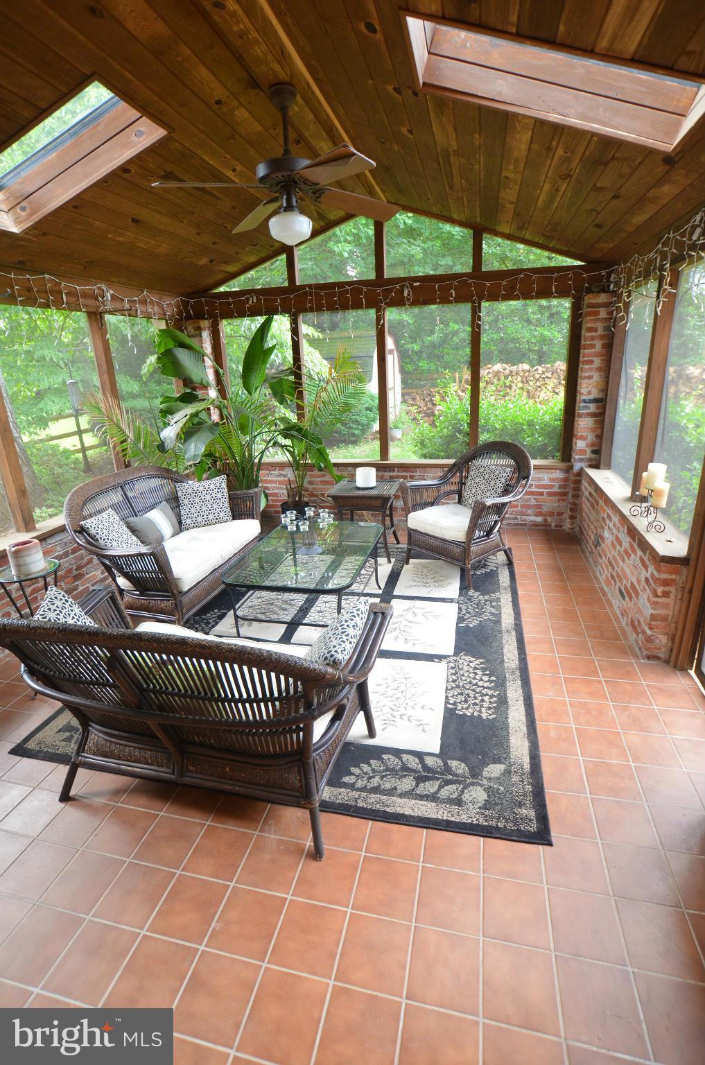 CHAPEL SQUARE - Residential Lease