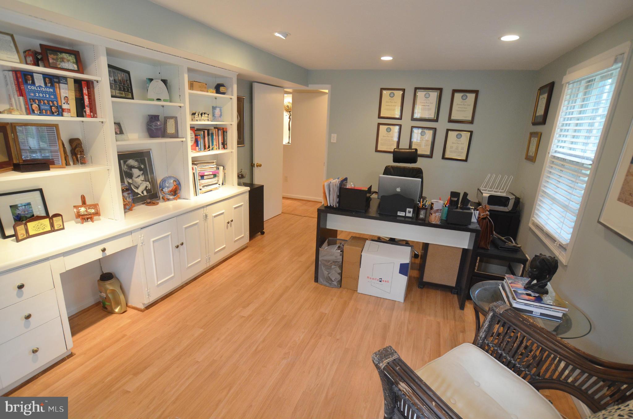 CHAPEL SQUARE - Residential Lease