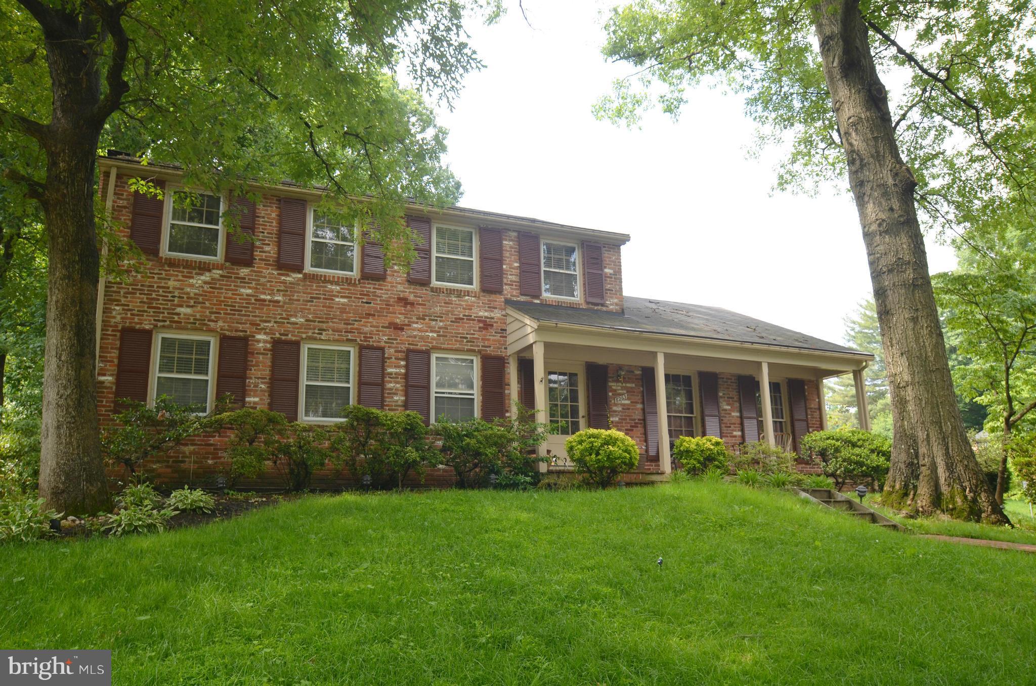 CHAPEL SQUARE - Residential Lease