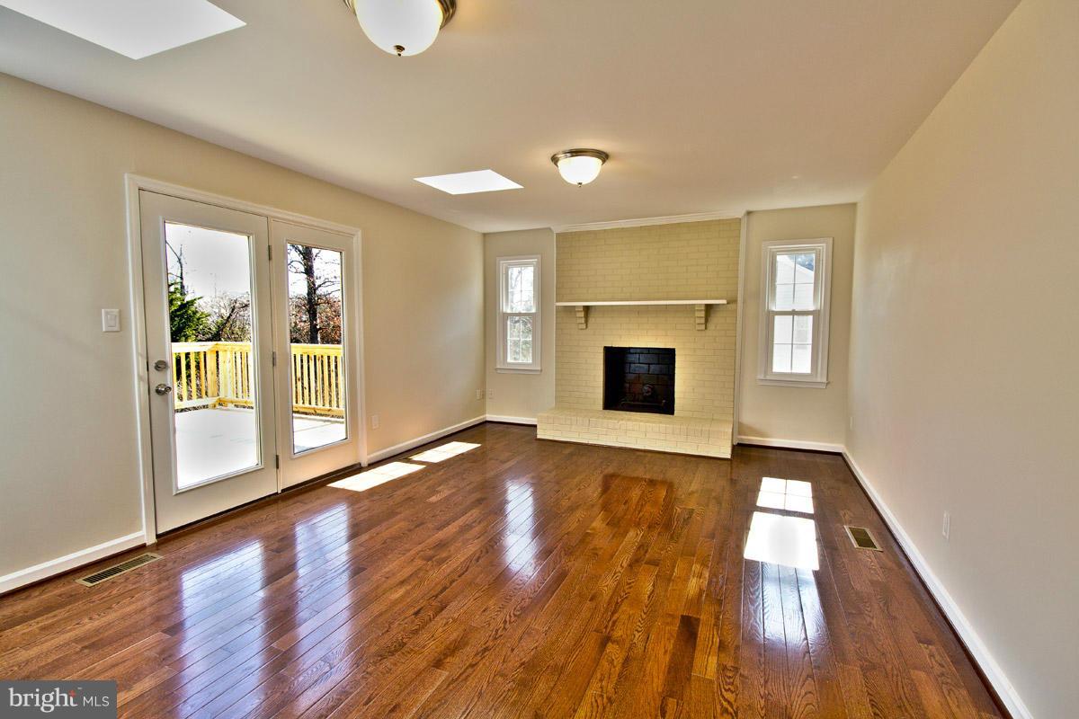 FRANKLIN GLEN - Residential