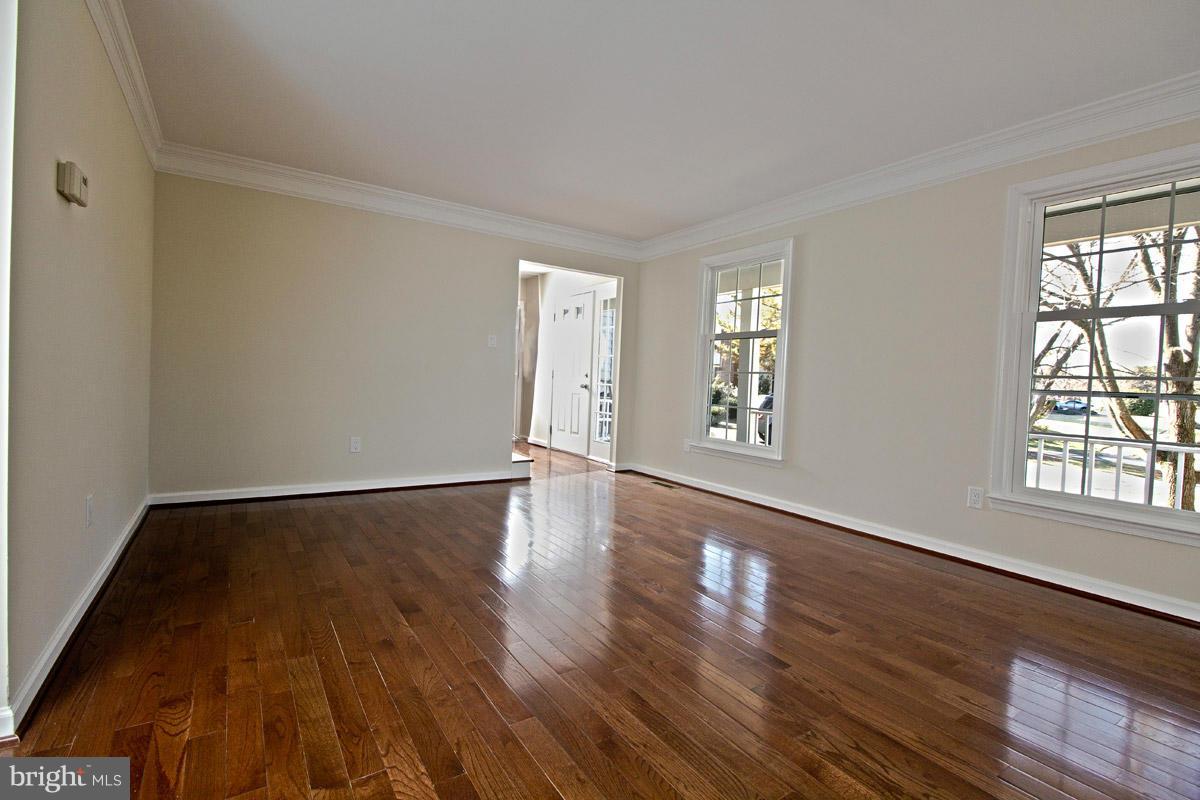 FRANKLIN GLEN - Residential