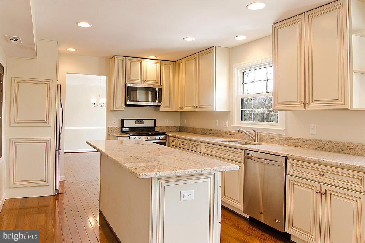 FRANKLIN GLEN - Residential