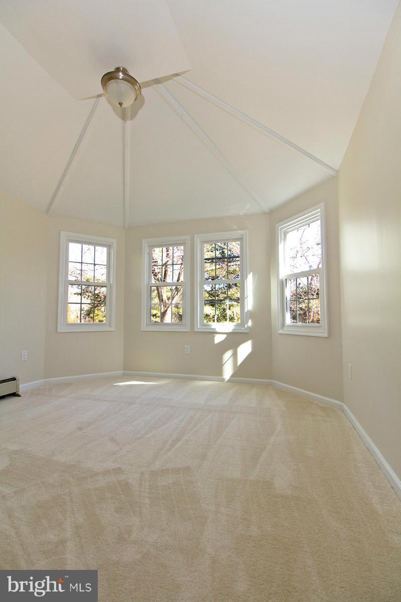 FRANKLIN GLEN - Residential