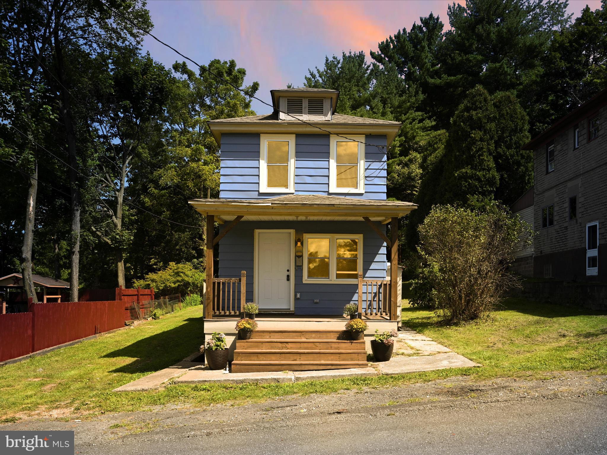 POTTSVILLE - Residential