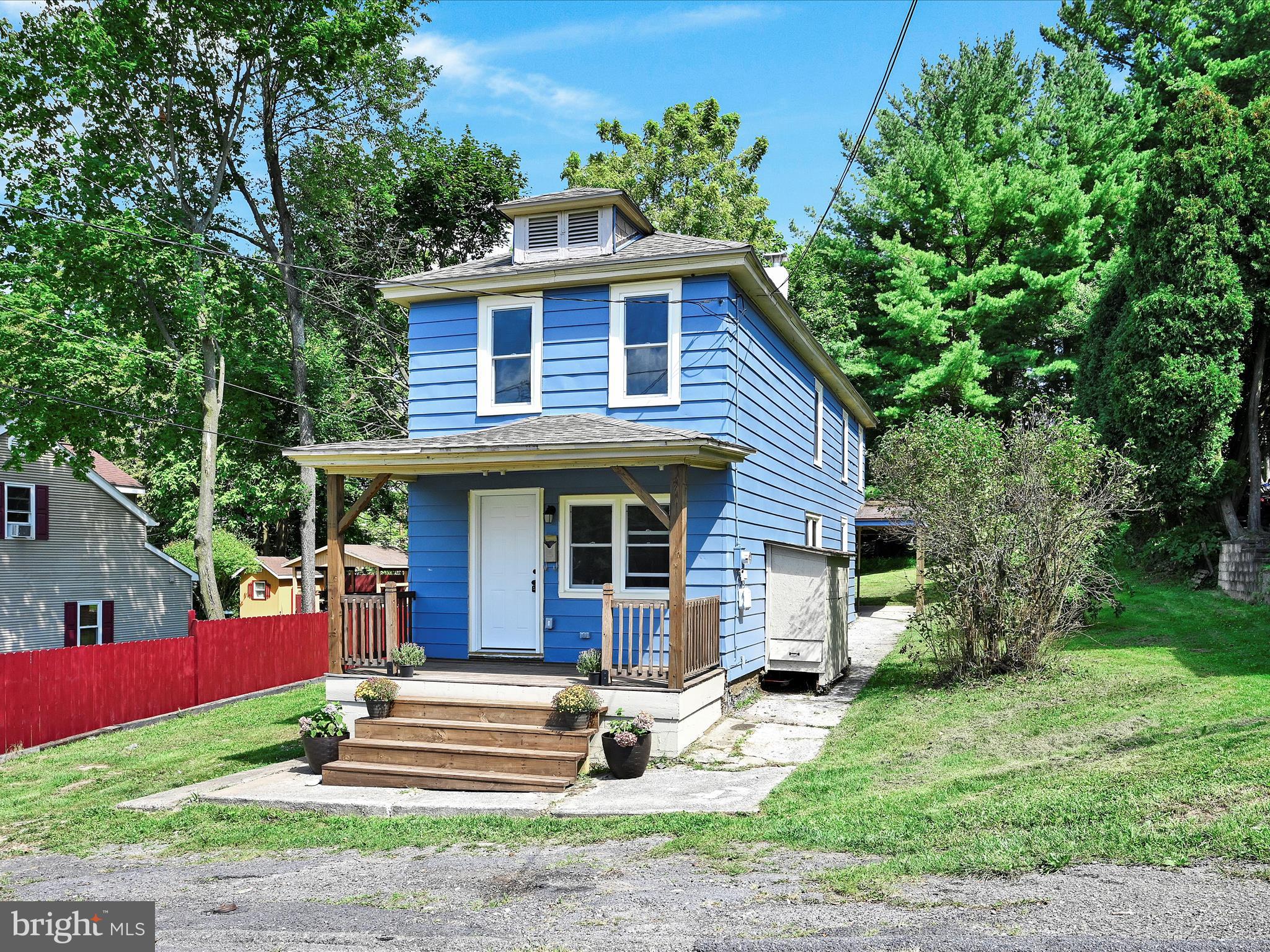 POTTSVILLE - Residential