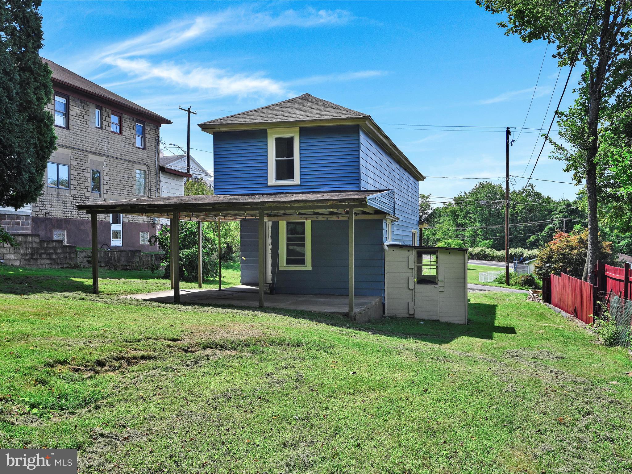 POTTSVILLE - Residential