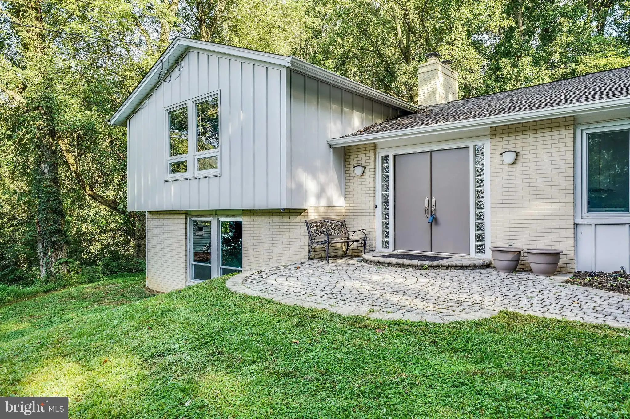 5 Meadows Lane, Hockessin, DE 19707