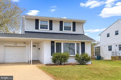 Townhouse For Sale - 742 W Birchtree Lane<br/> CLAYMONT, DE 19703
