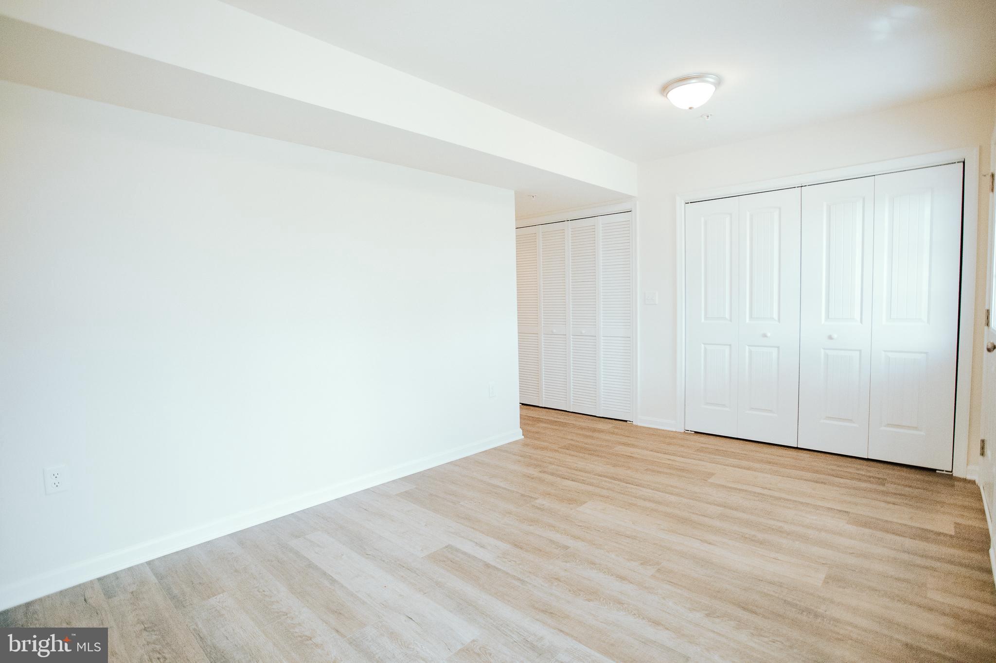 PARKVILLE - Residential Lease