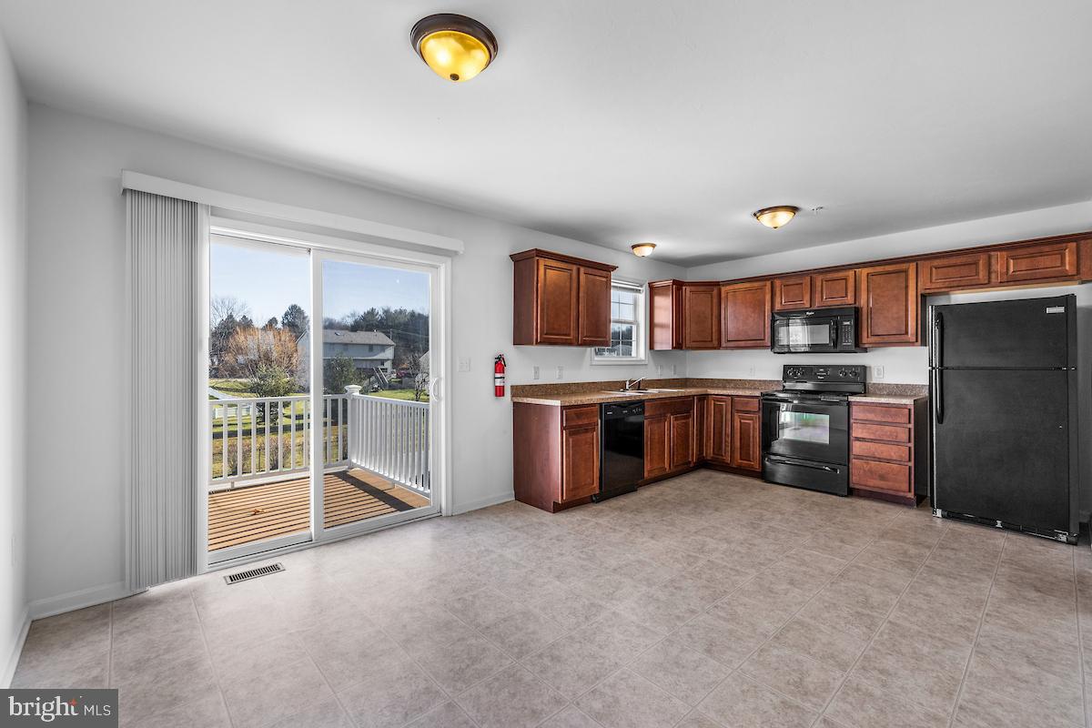 PARKVILLE - Residential Lease