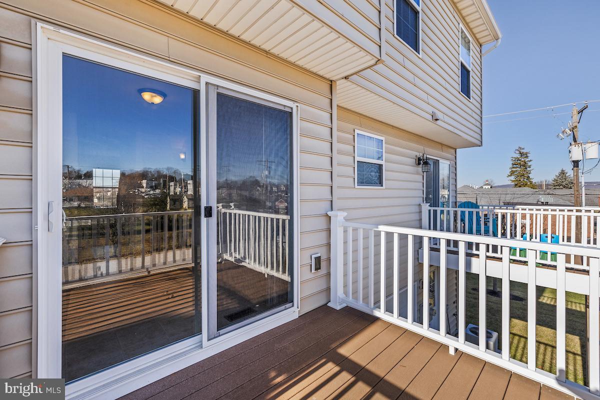 PARKVILLE - Residential Lease