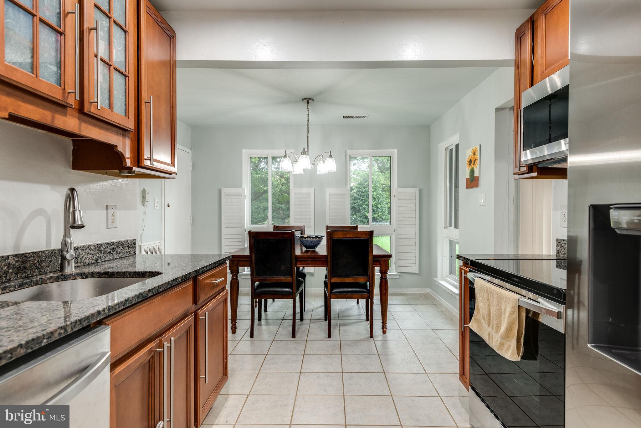 JEFFERSON MEWS - Residential