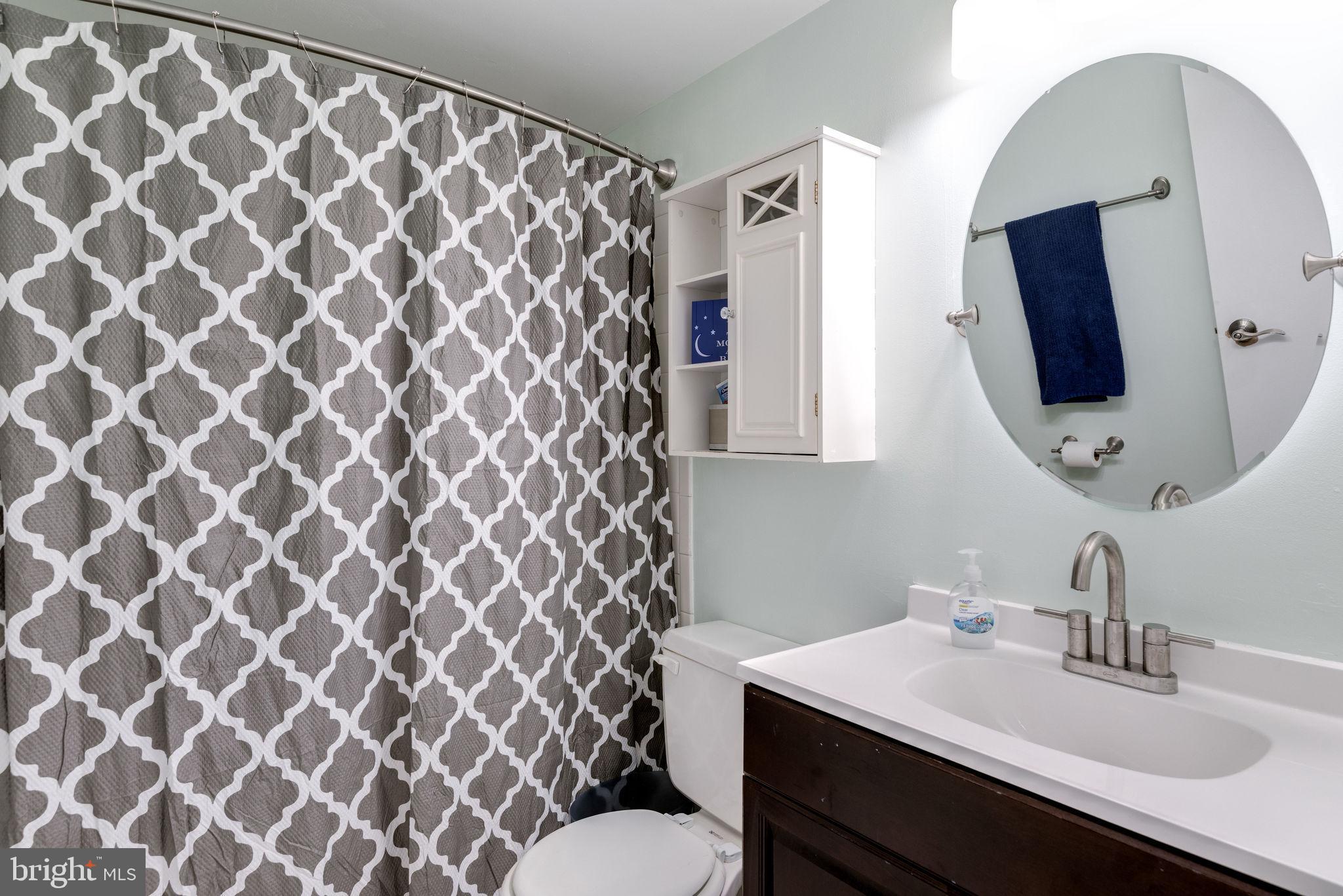 JEFFERSON MEWS - Residential