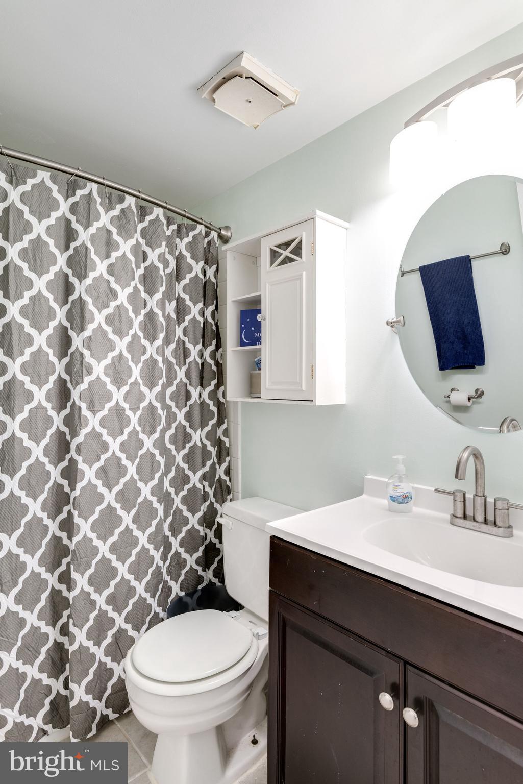 JEFFERSON MEWS - Residential