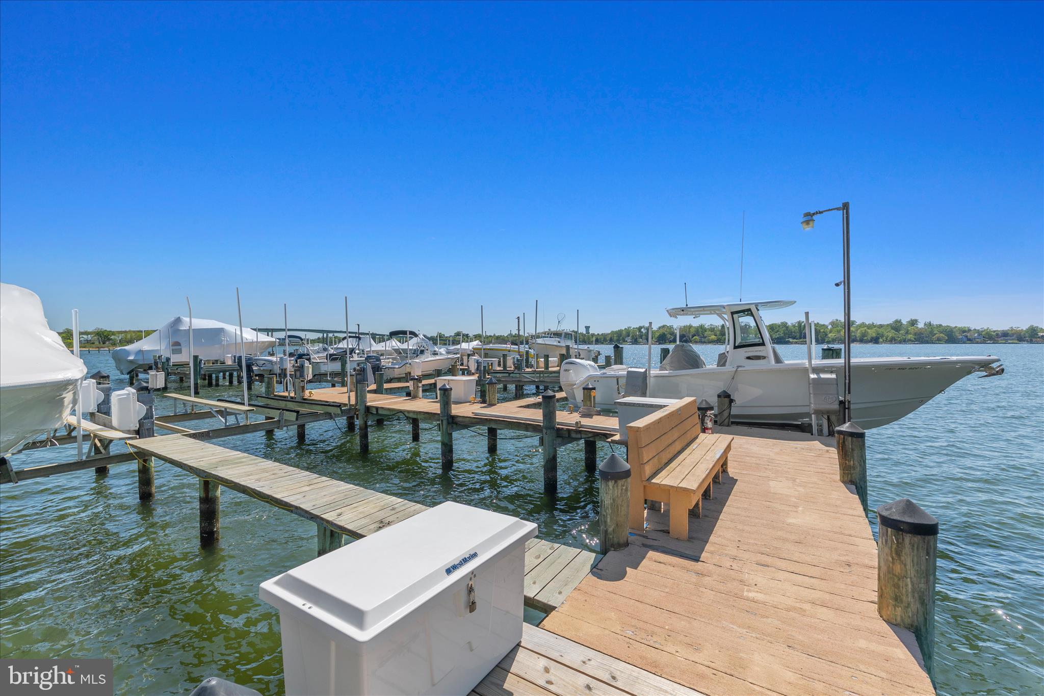 PENDENNIS MOUNT - Residential