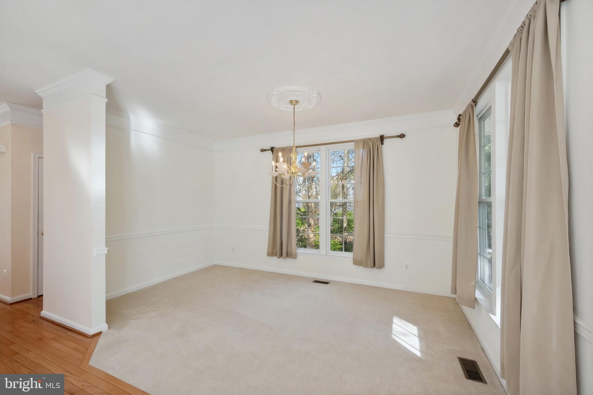 BROADLANDS - Residential