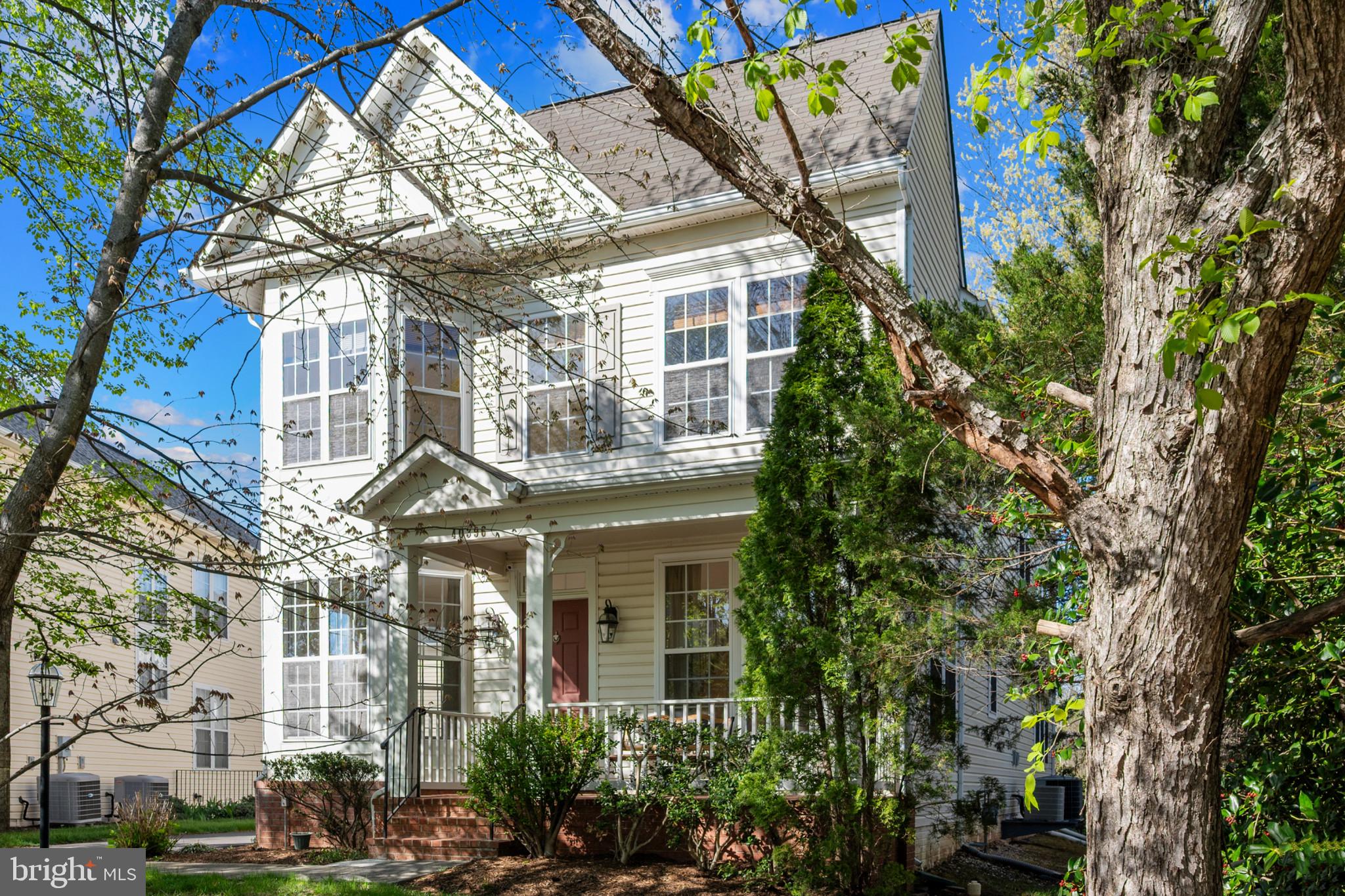 BROADLANDS - Residential