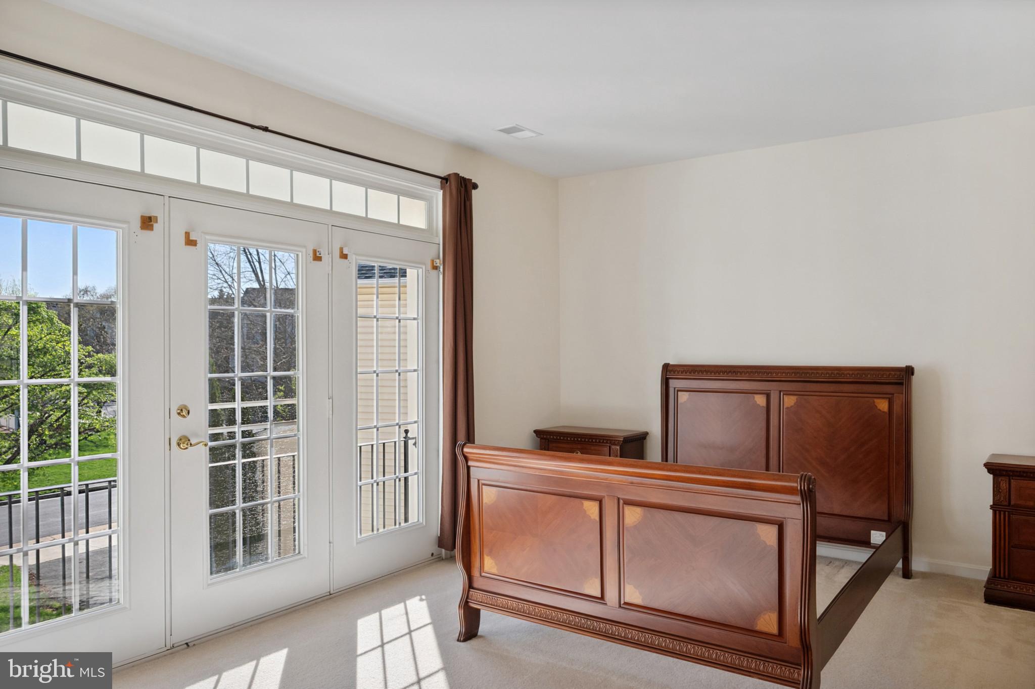 BROADLANDS - Residential