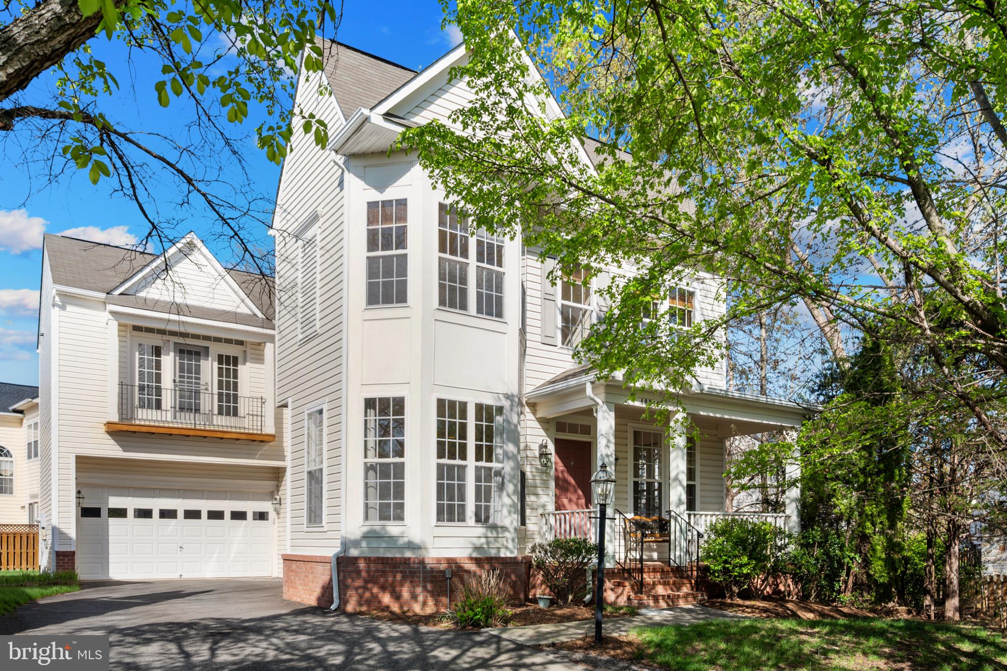 BROADLANDS - Residential