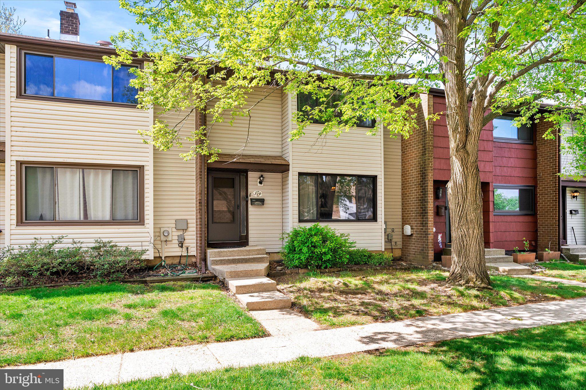 Photo 1 of 21 — 728 TWIN RIVERS DR N, EAST WINDSOR, NJ 08520