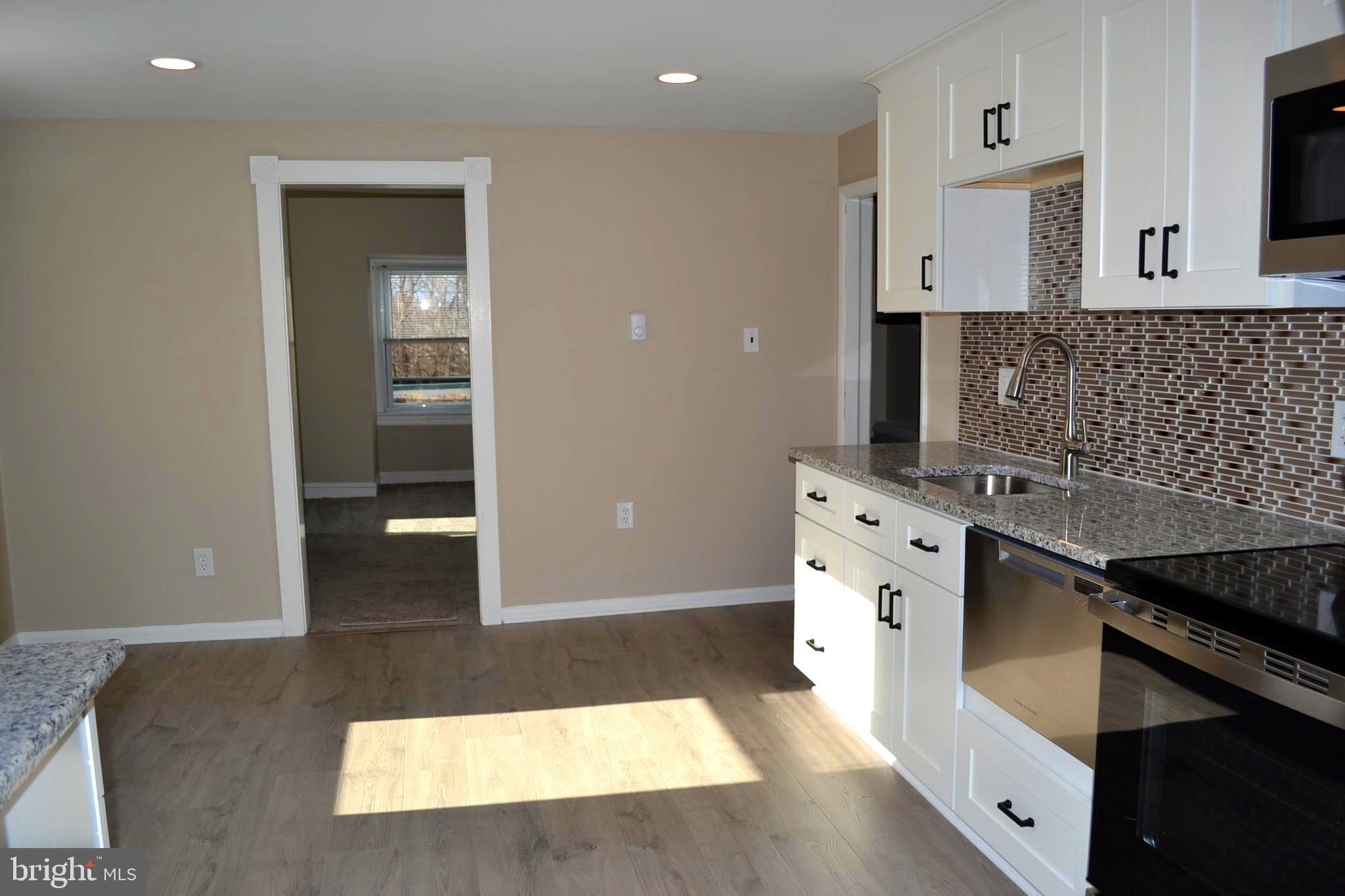 ABINGTON - Residential Lease