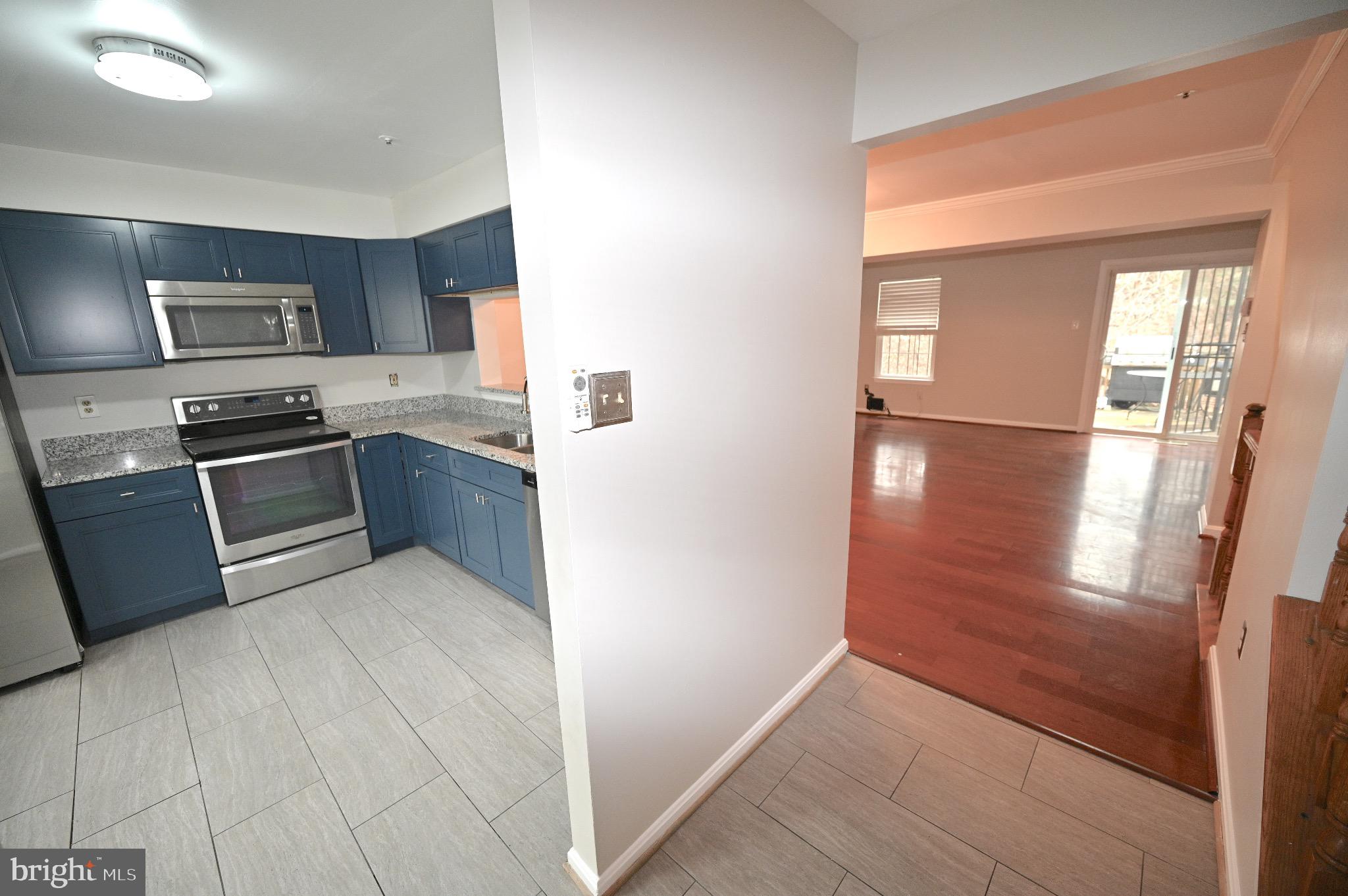 FORESTVILLE PARK - Residential Lease