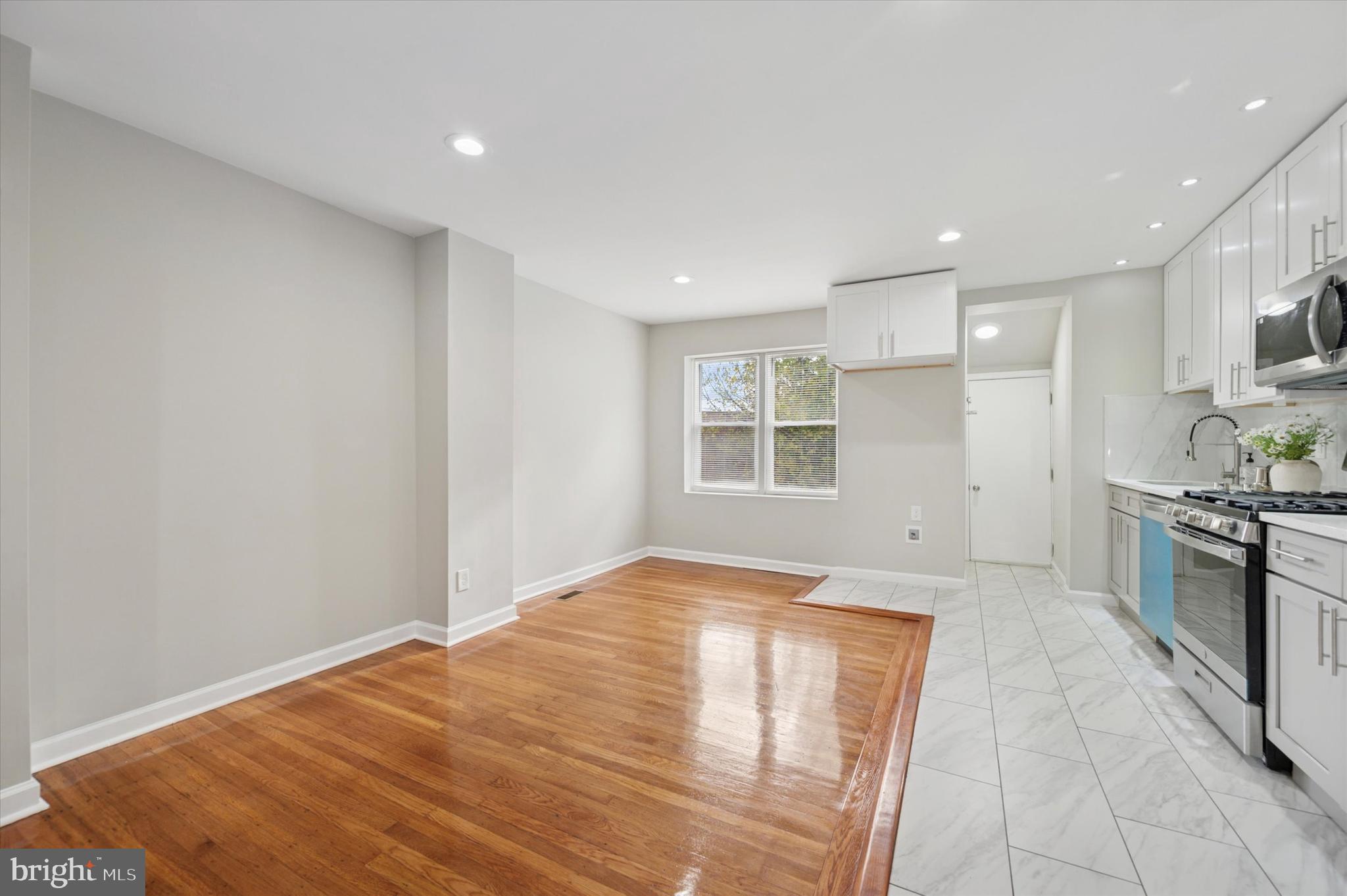 GERMANTOWN (EAST) - Residential