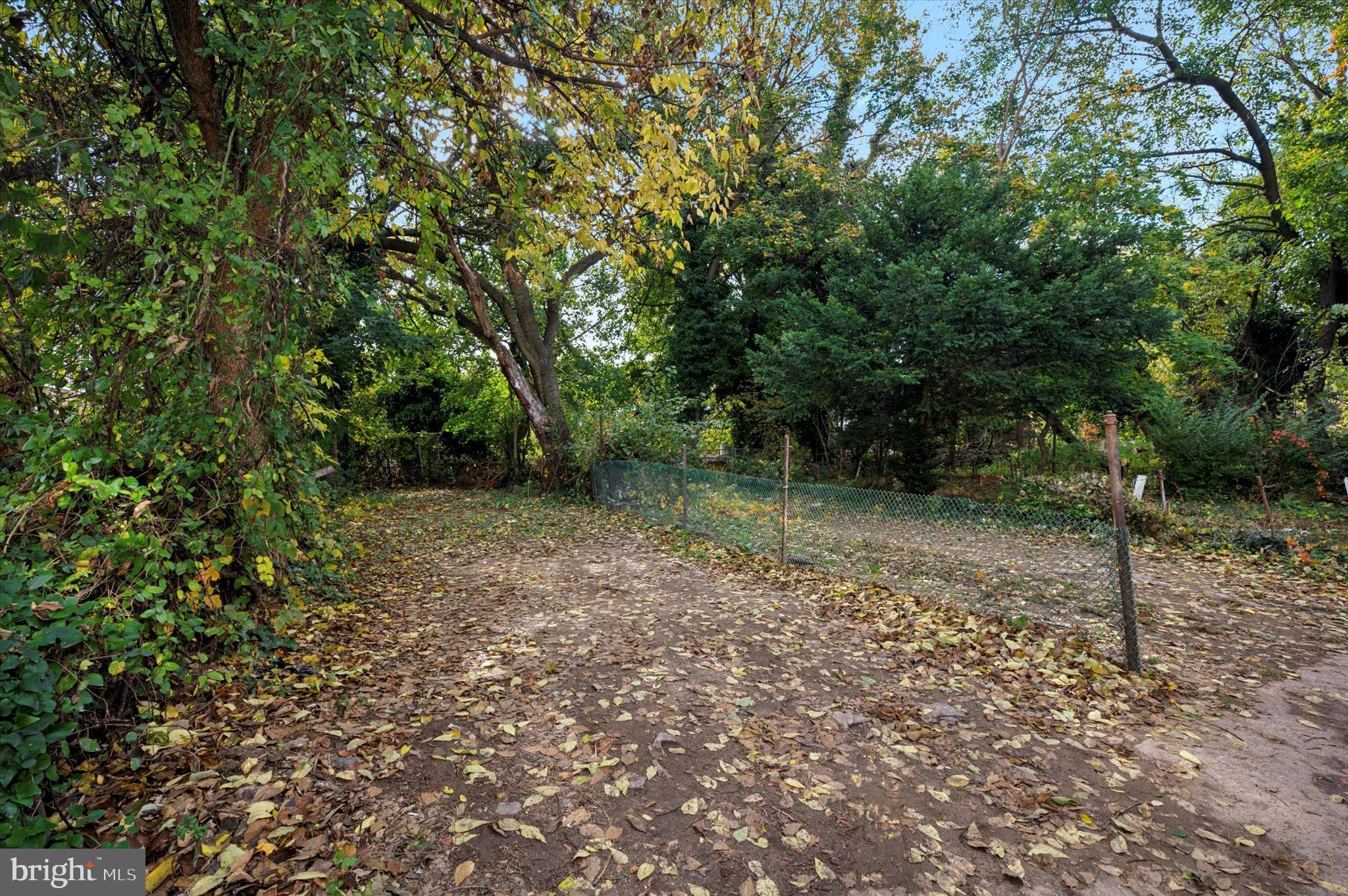 GERMANTOWN (EAST) - Residential