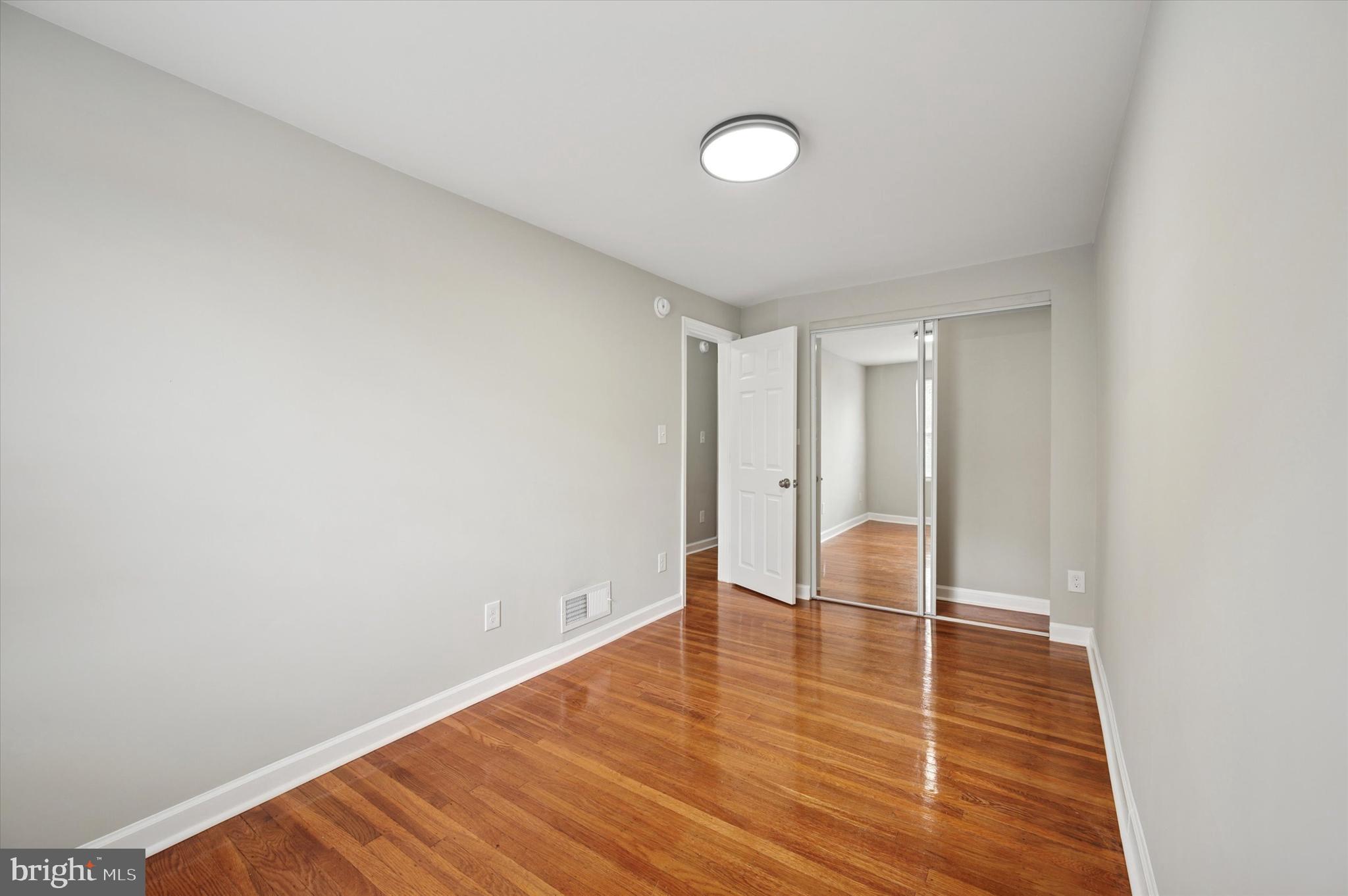 GERMANTOWN (EAST) - Residential