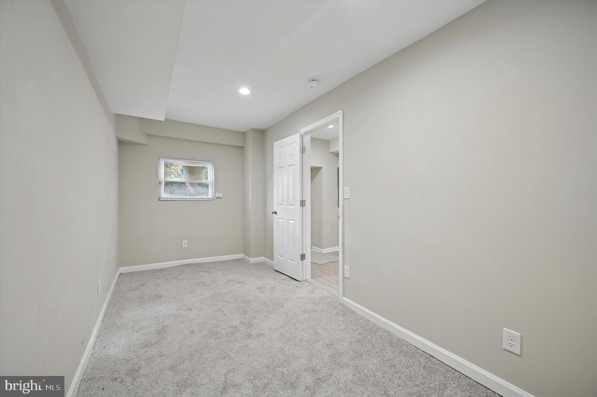 GERMANTOWN (EAST) - Residential