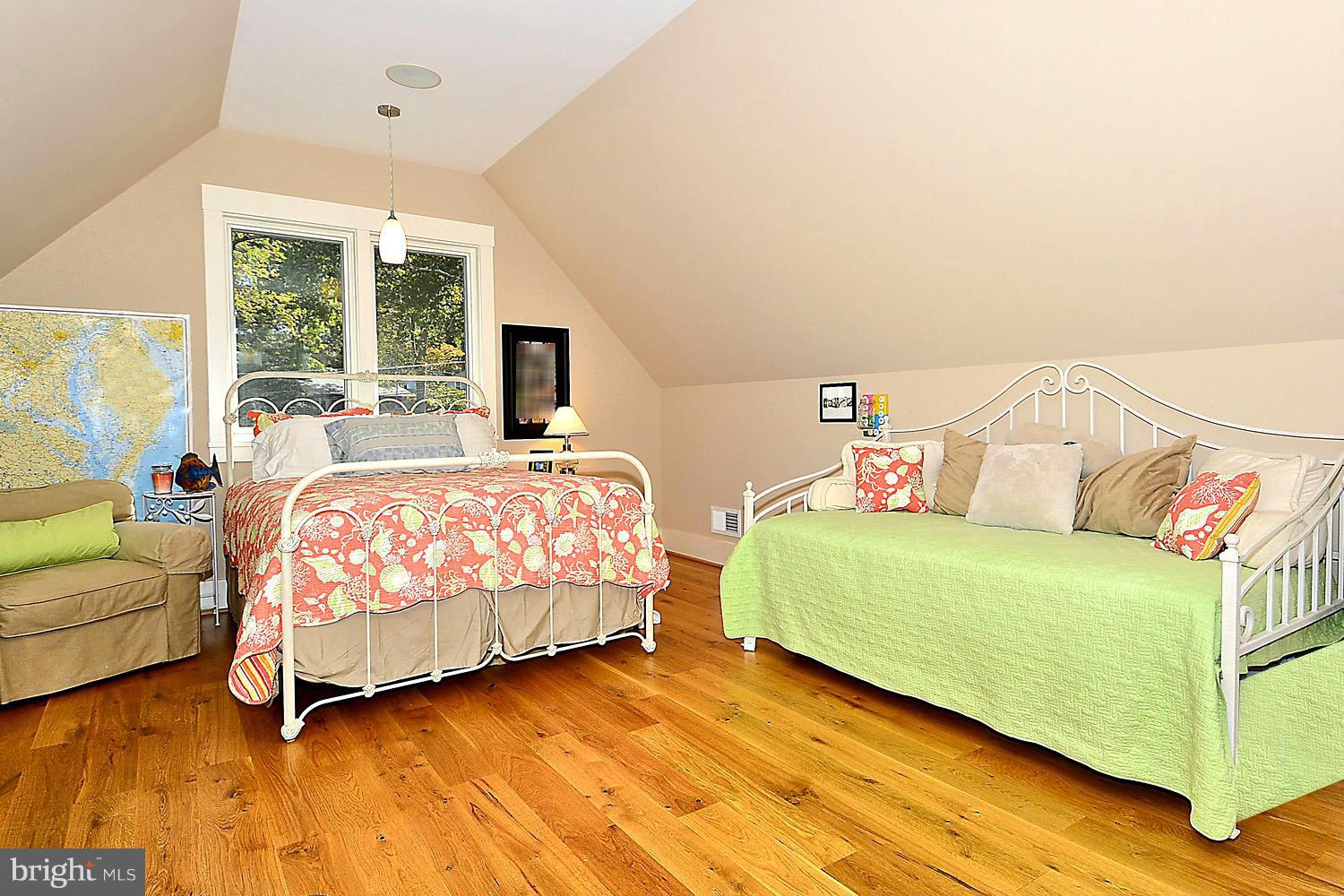 HERALD HARBOR - Residential