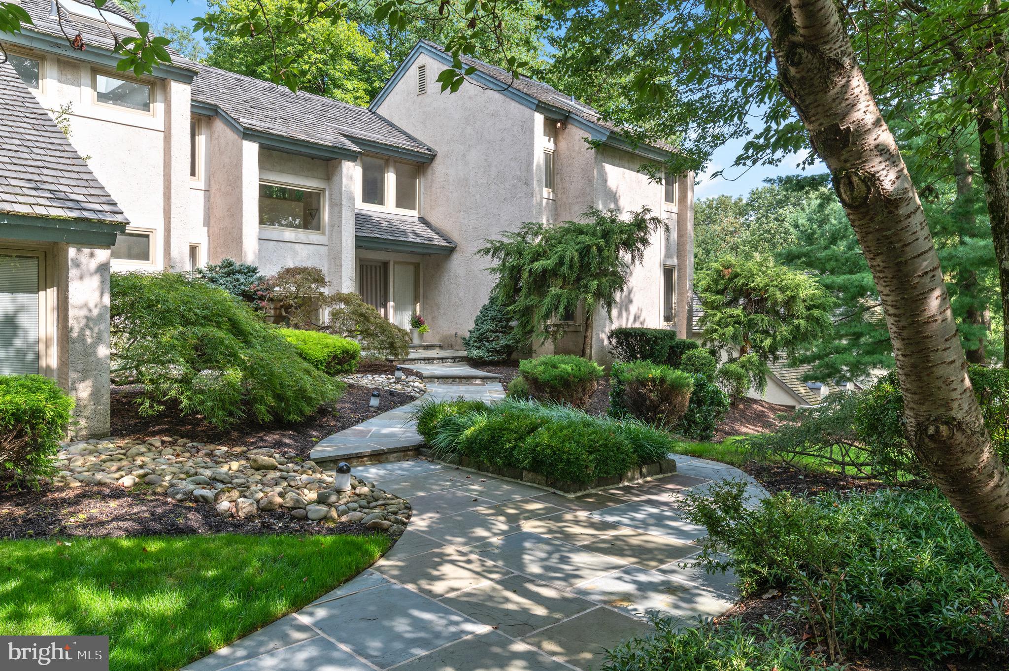 RAVENSCLIFF - Residential