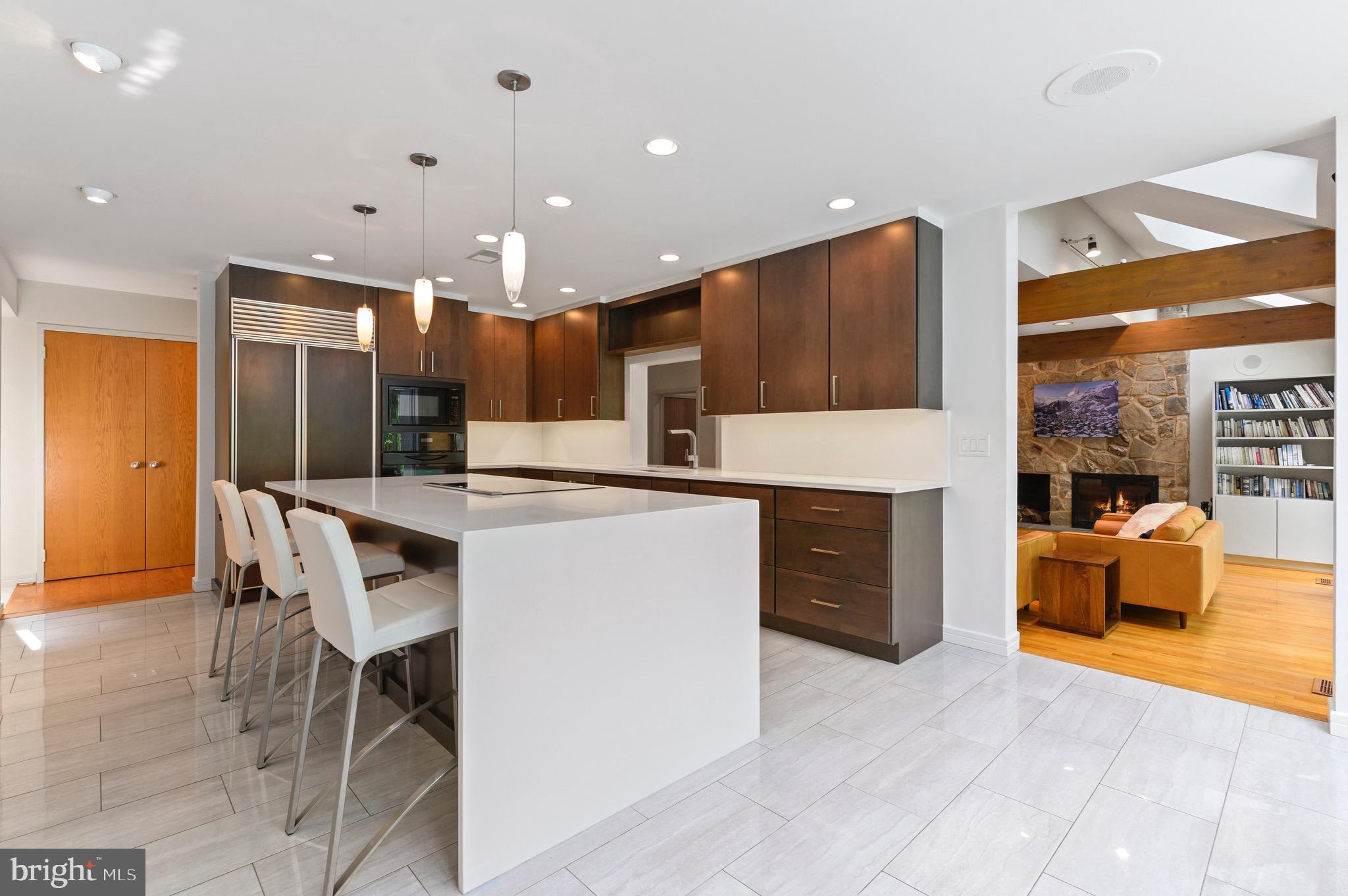 RAVENSCLIFF - Residential