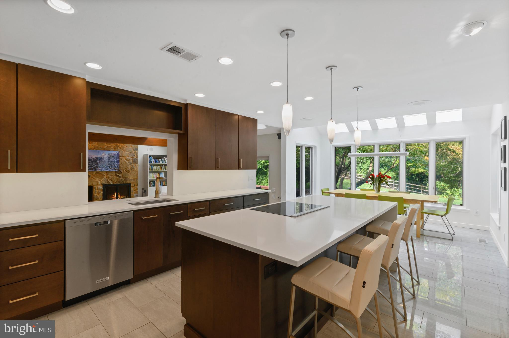 RAVENSCLIFF - Residential