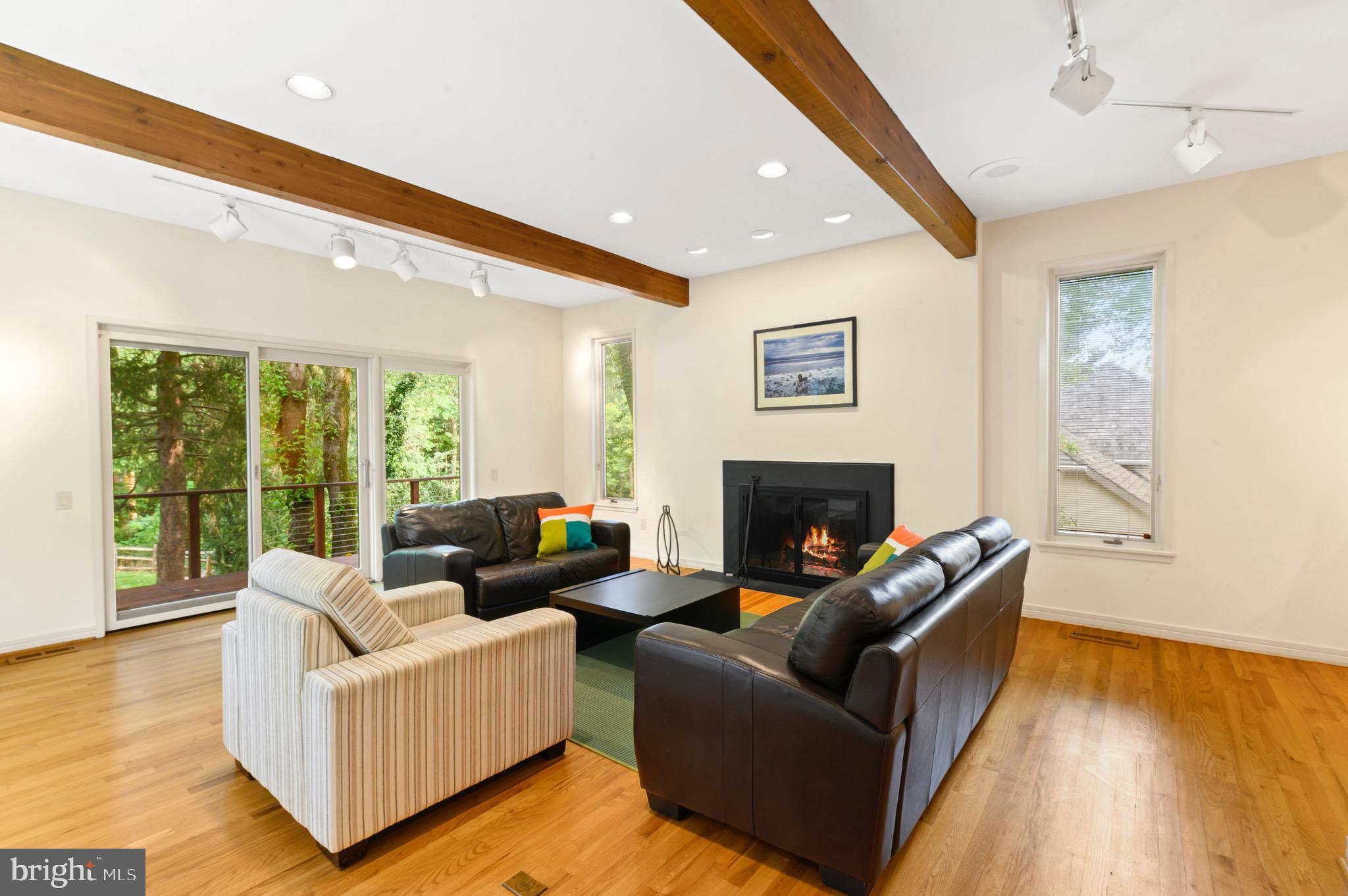 RAVENSCLIFF - Residential