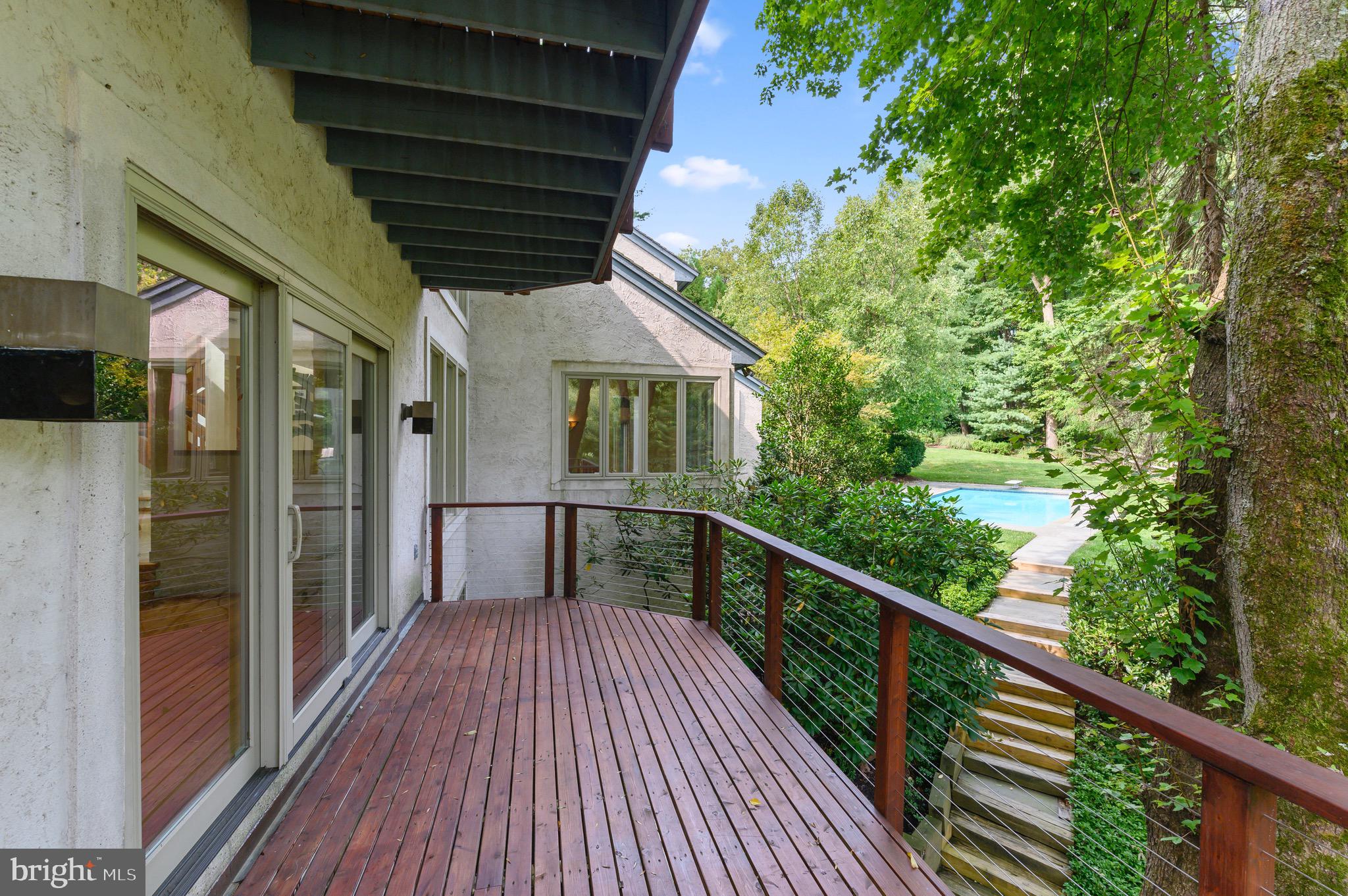 RAVENSCLIFF - Residential