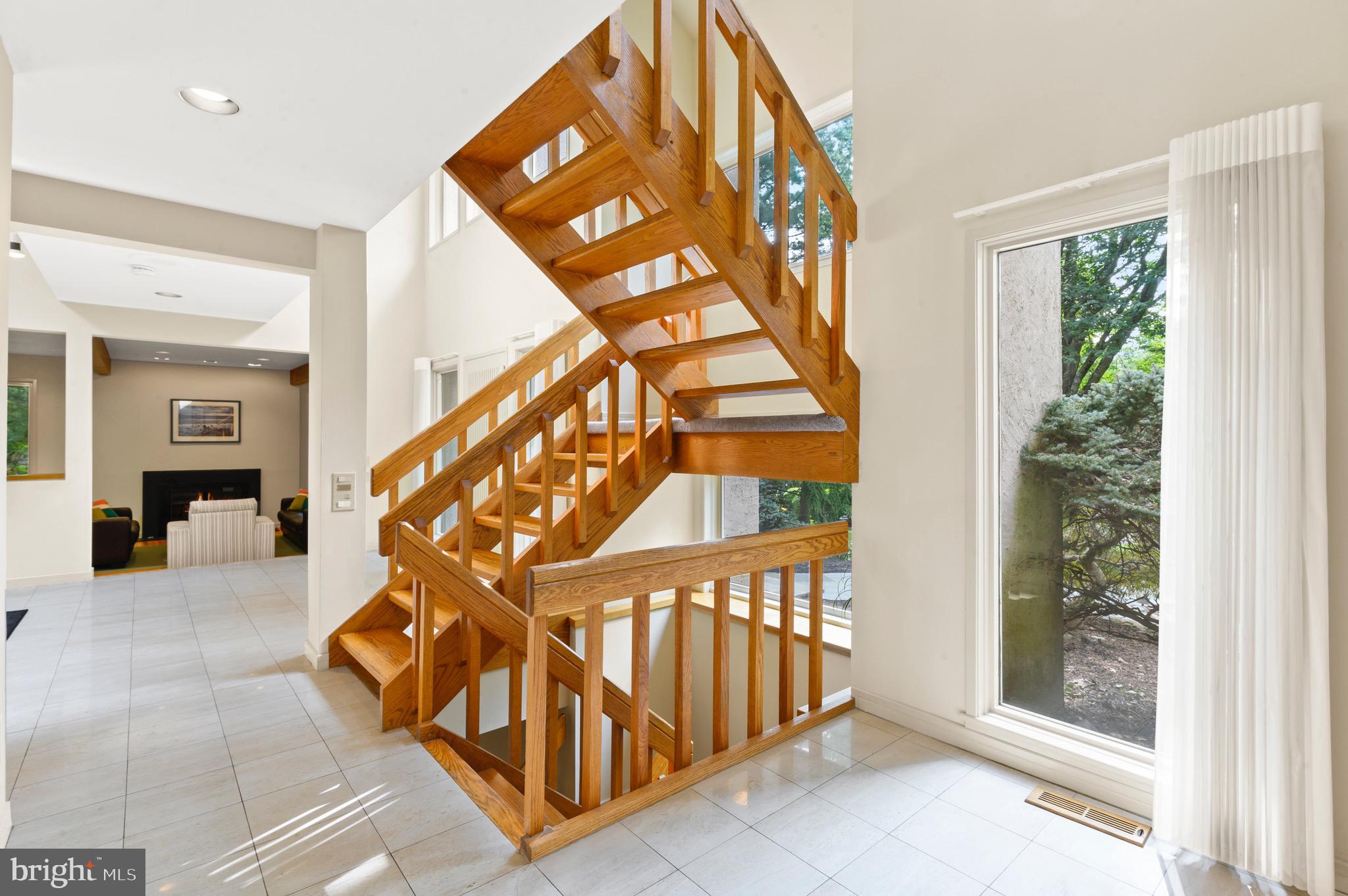 RAVENSCLIFF - Residential