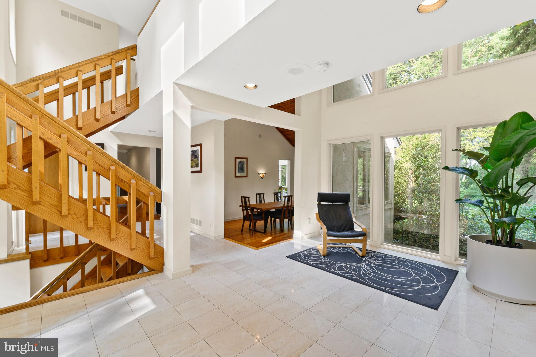 RAVENSCLIFF - Residential