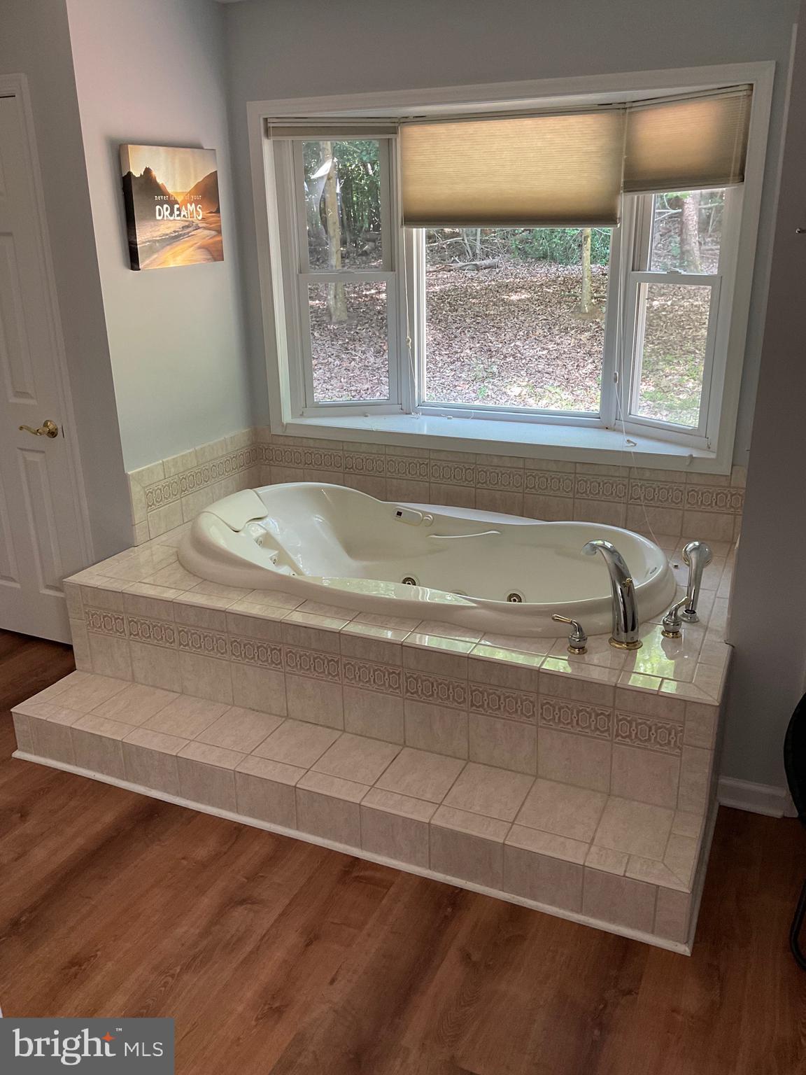 WINDSOR FOREST - Residential Lease