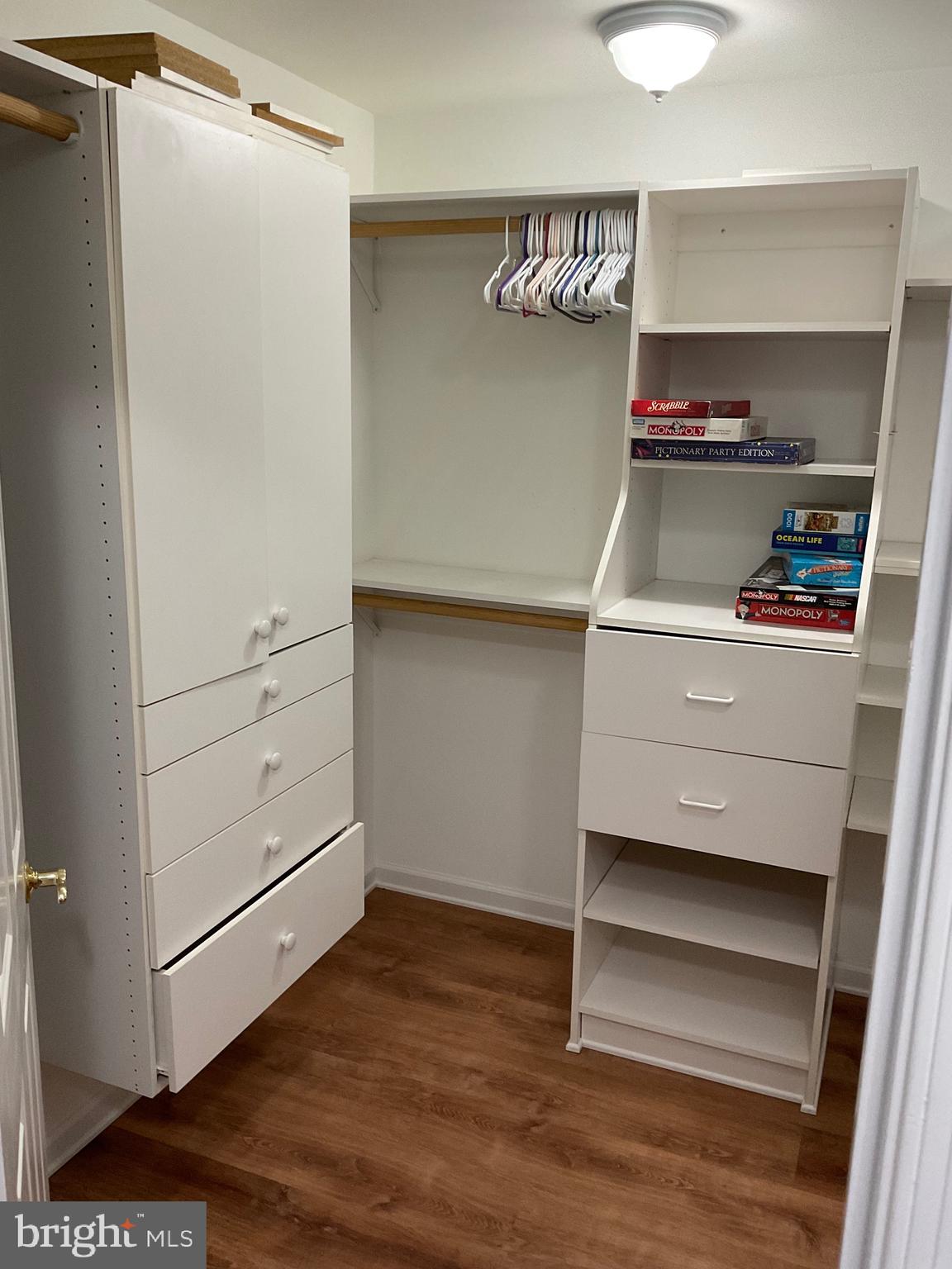 WINDSOR FOREST - Residential Lease